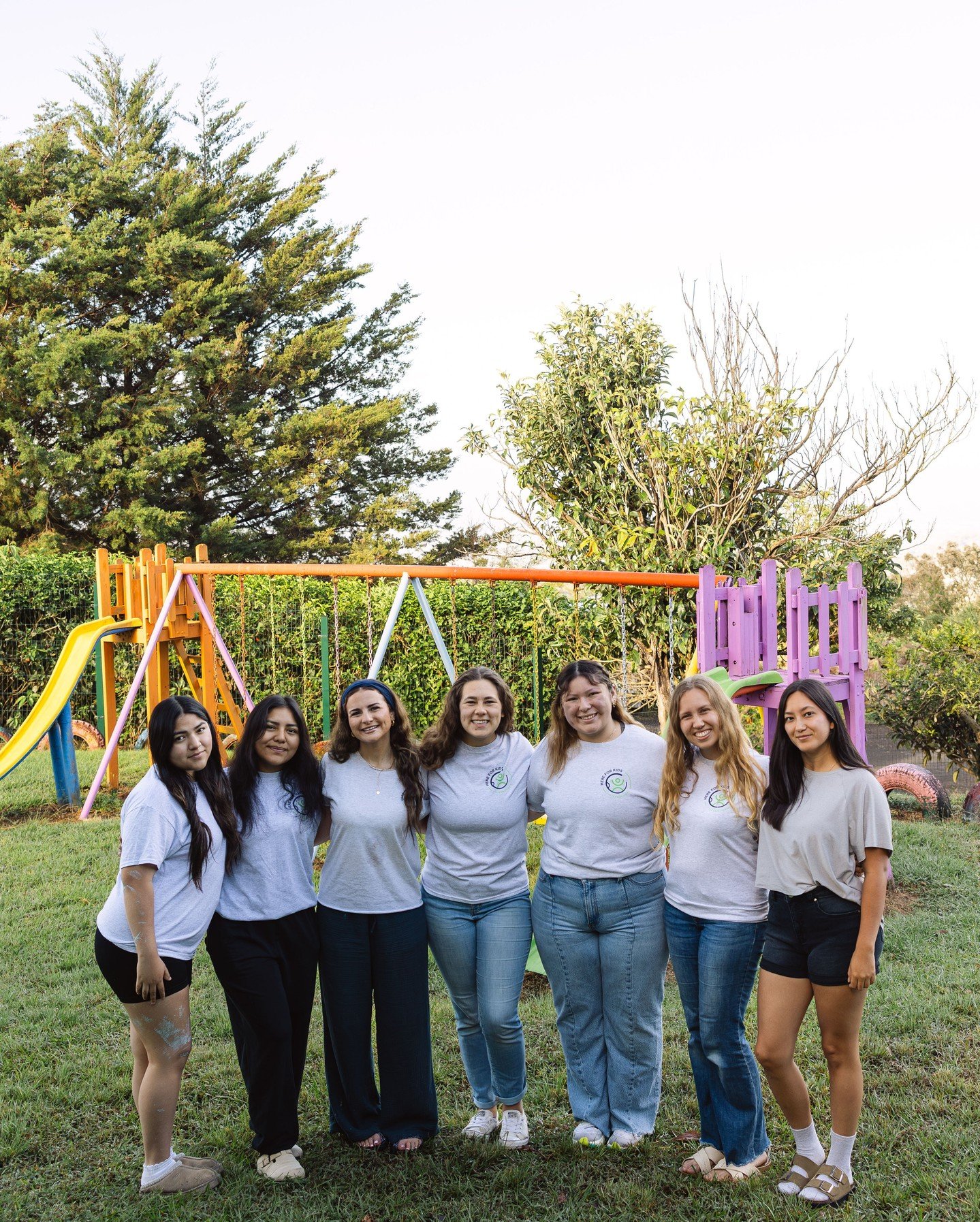 Costa Rica Day 7: We started the morning bright and early to take a final picture with the whole crew before one of our team captains, Becca, had to leave. Afterwards, we headed inside and began cooking breakfast: eggs, bacon, and waffles. We had our