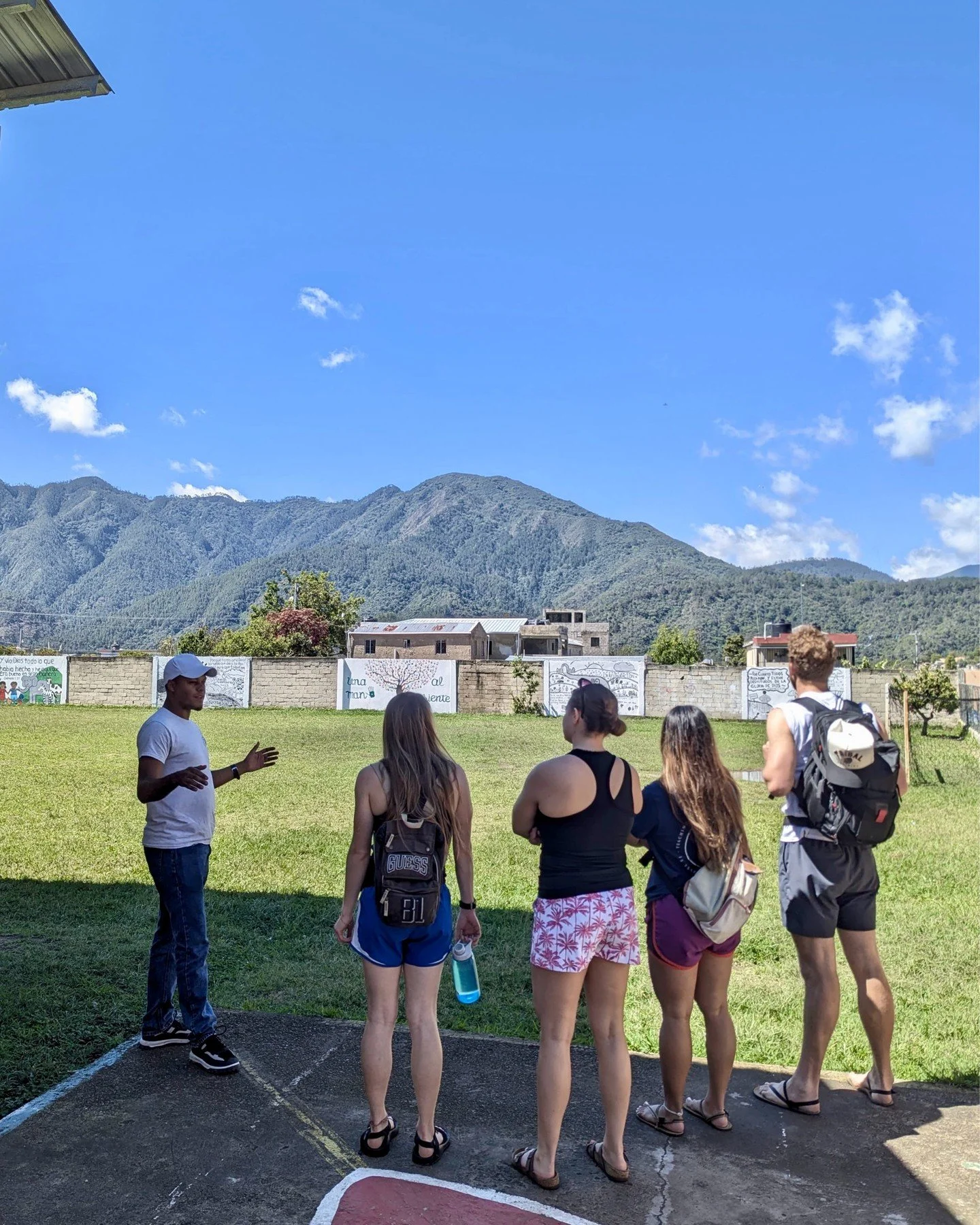 Constanza Day 2: Our team woke up for a quick run around the town, then had a delicious breakfast of eggs and fruit. After breakfast, we went to the school and Ark for a tour and to meet some of the kids. ✨

Then, we went to a waterfall, where we got