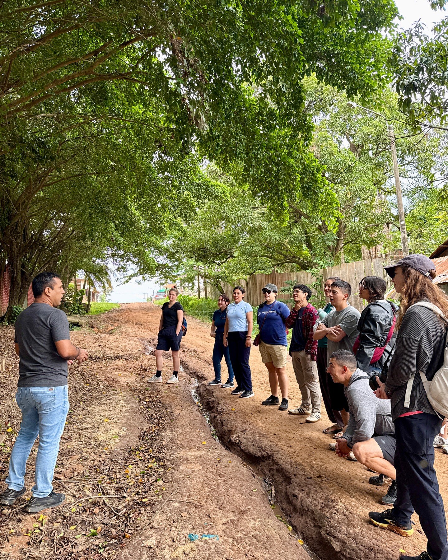 Pucallpa Day 4: It was a full and enjoyable day at the residence. We started the day rolling up our sleeves and putting together a much-awaited soccer field for the kids. The weather finally started heating up, but we weren&rsquo;t deterred and got t