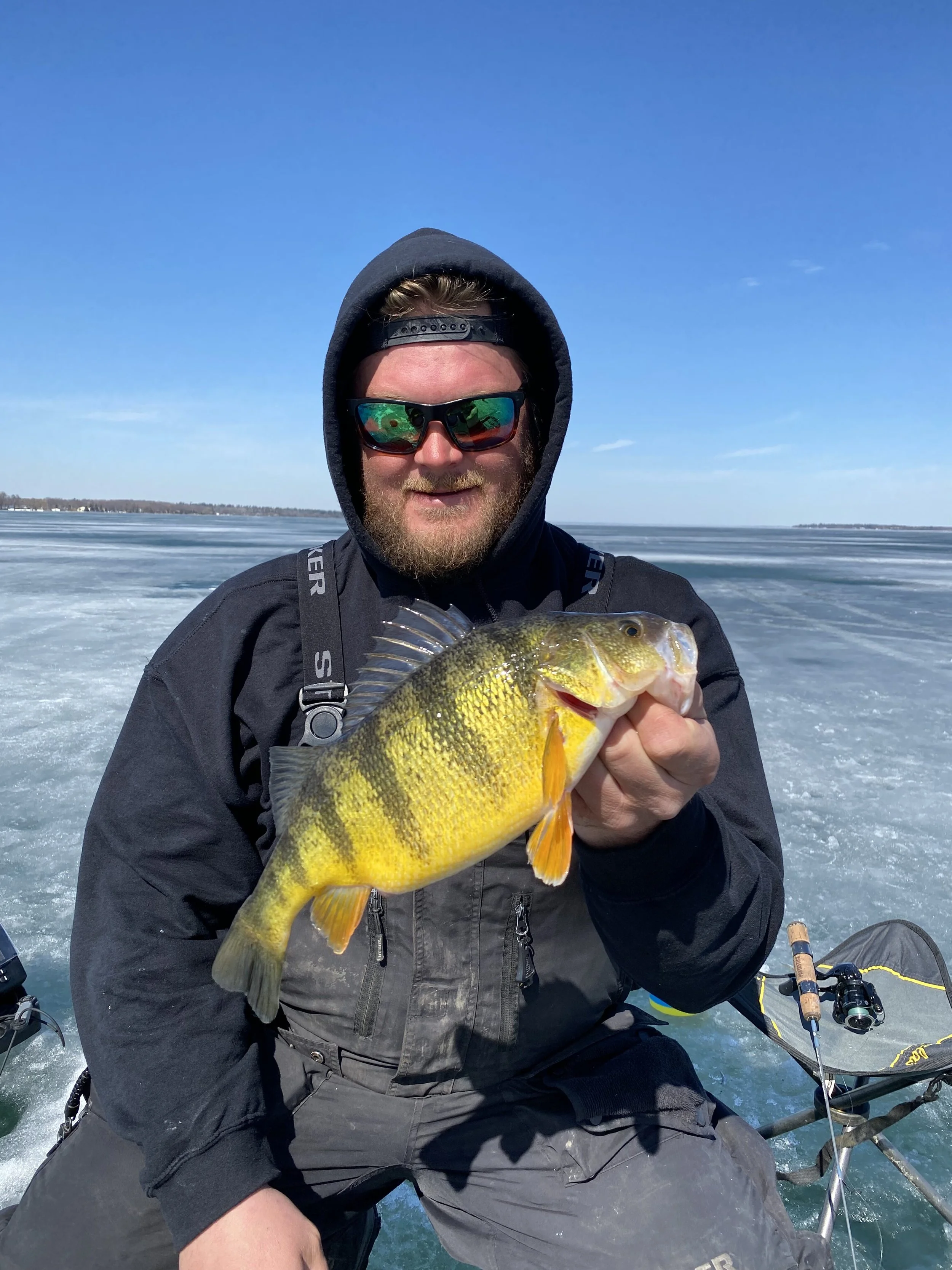 Wood Angling Lake Simcoe Ice Fishing Guide | Jumbo Perch