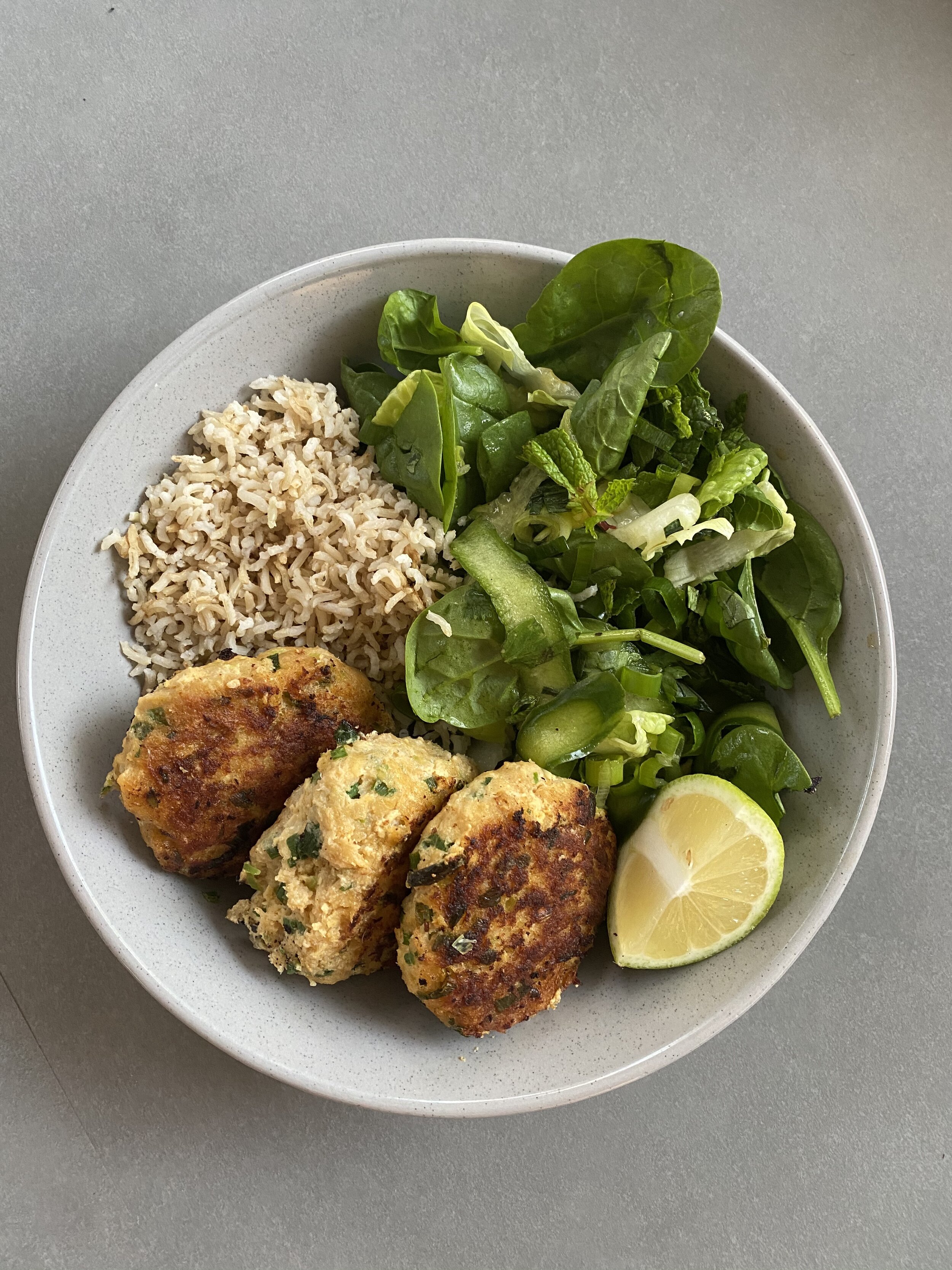 Red Curry Fish Cakes w/ Brown Rice &amp; Greens Salad