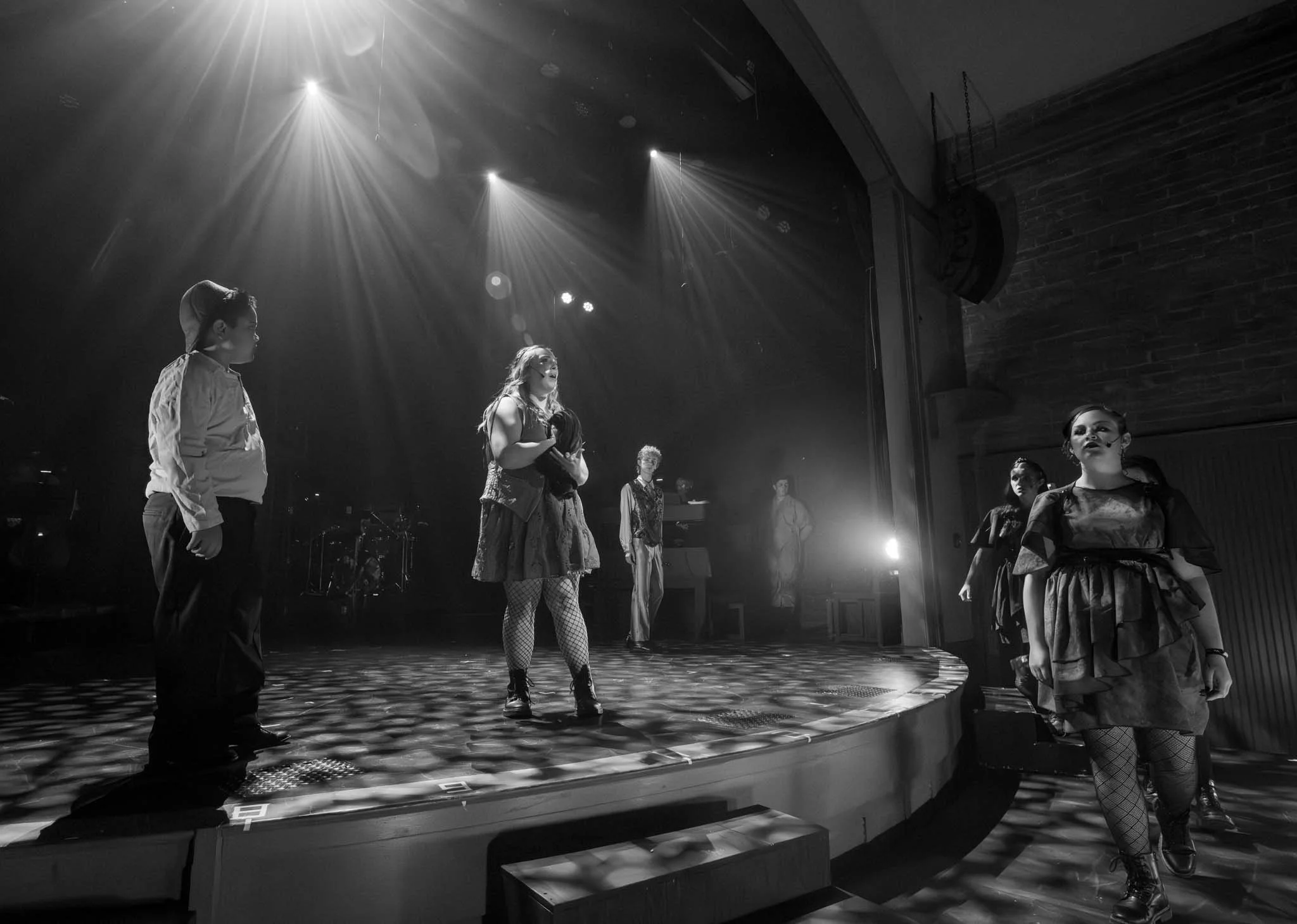 Web_0179_EncorePA_20240925_Hadestown1__DSC7524_1863-Enhanced-NR_bw.jpg
