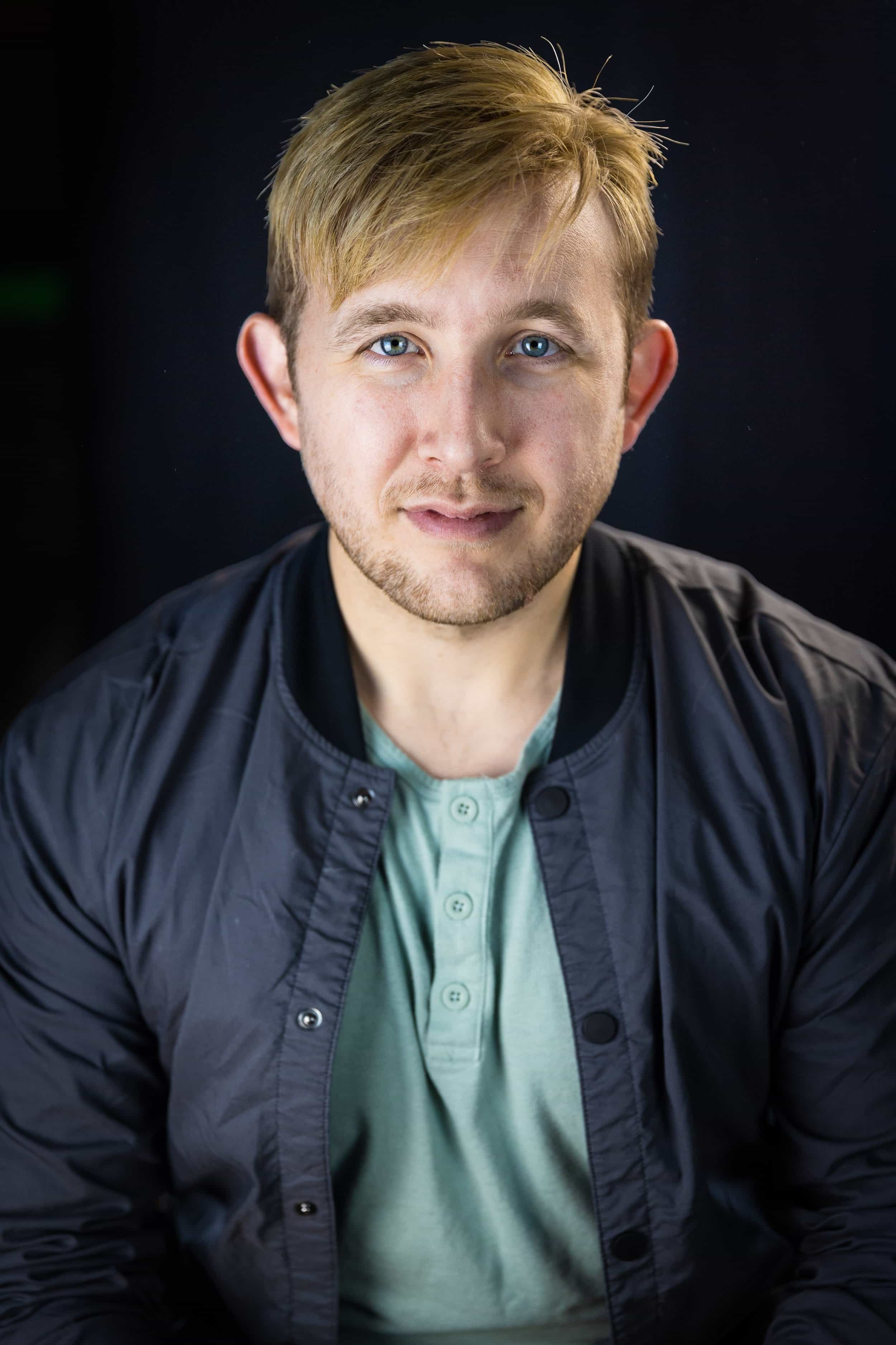 Tim+Merkley+Headshots-4_compressed.jpg