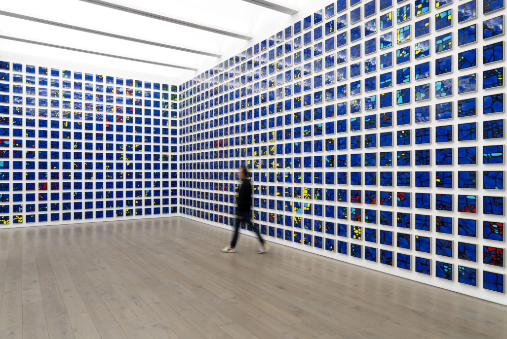 GREGOR HILDEBRANDT: BLUE IN MEMORIAM