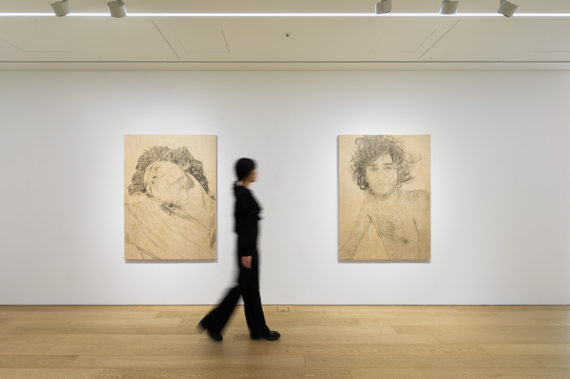 ALEX HANK: ONLY THE PRESENT RISE