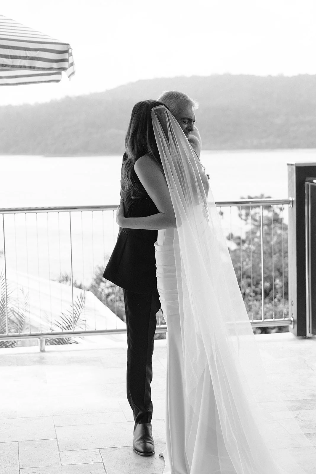 160526-Meg-Jack-Hamilton-Island-wedding-photographer-oliver-hartley-184.jpg
