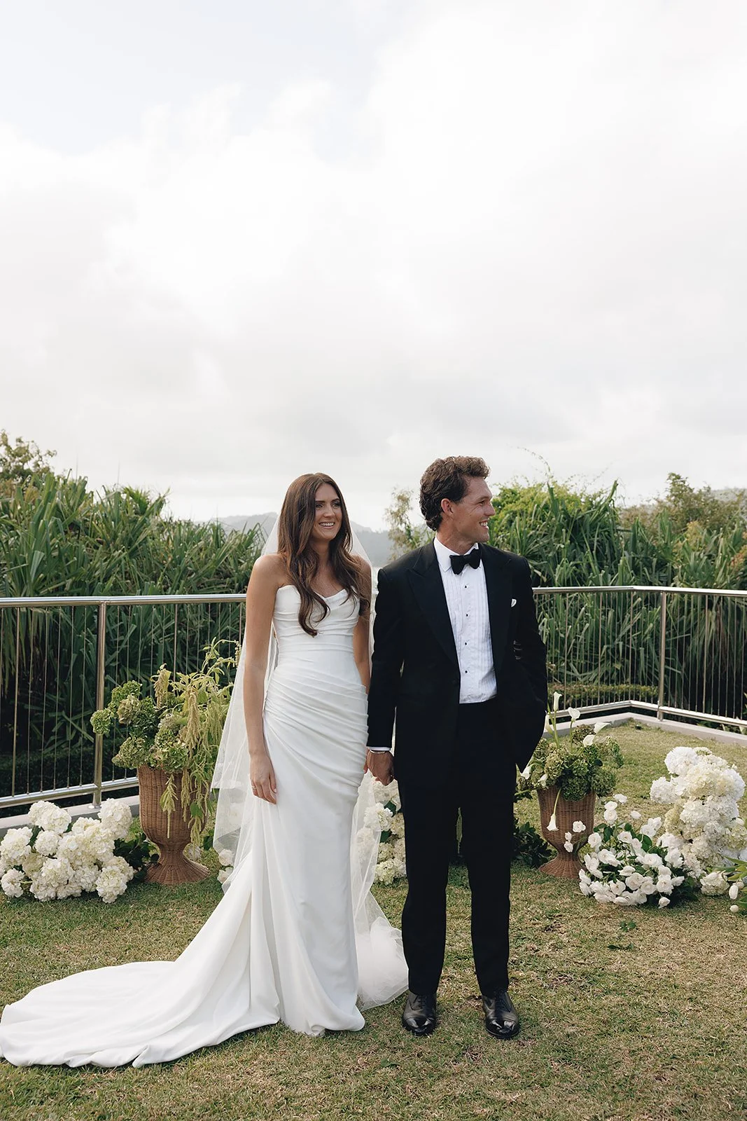 160526-Meg-Jack-Hamilton-Island-wedding-photographer-oliver-hartley-405.jpg