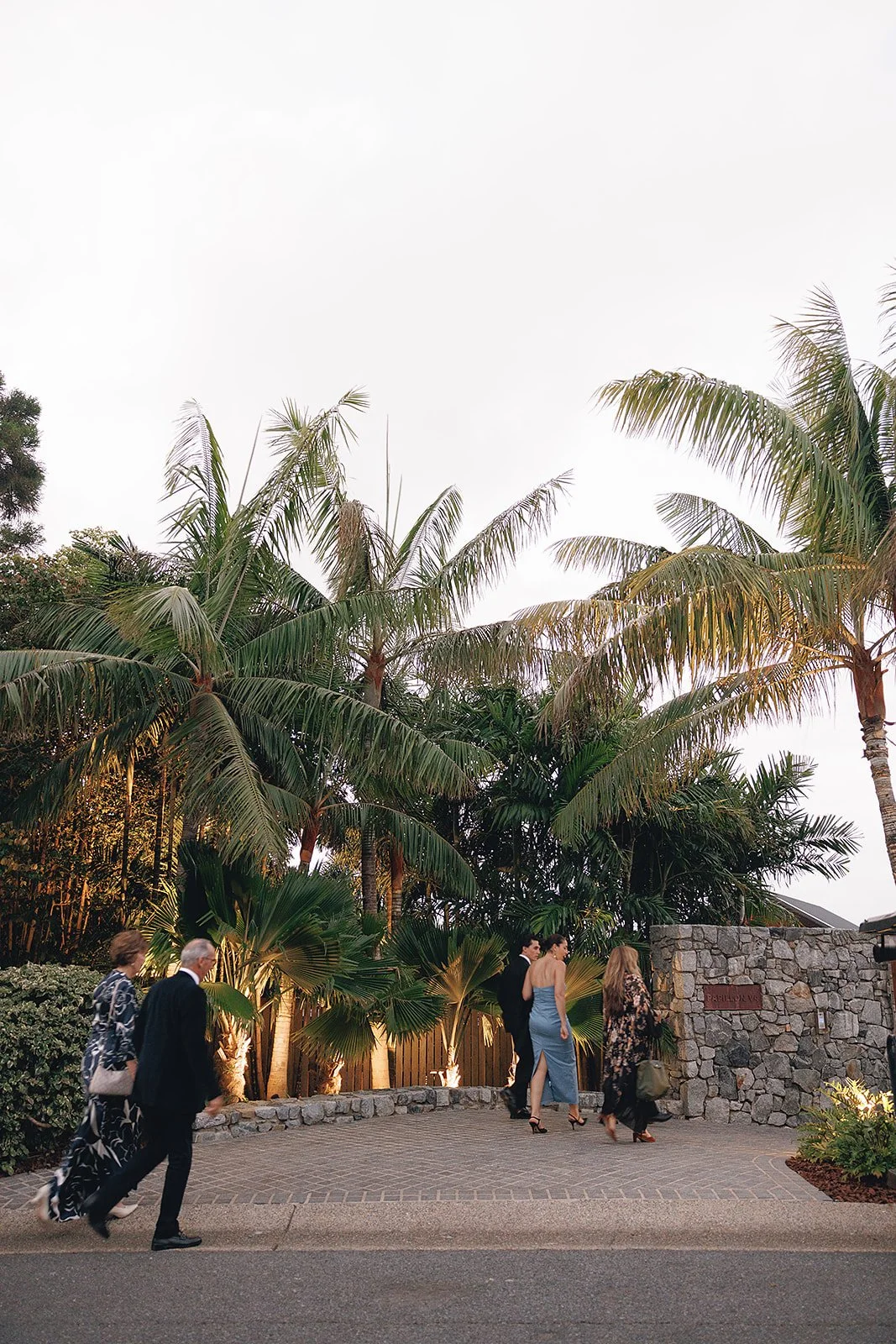 160526-Meg-Jack-Hamilton-Island-wedding-photographer-oliver-hartley-693.jpg