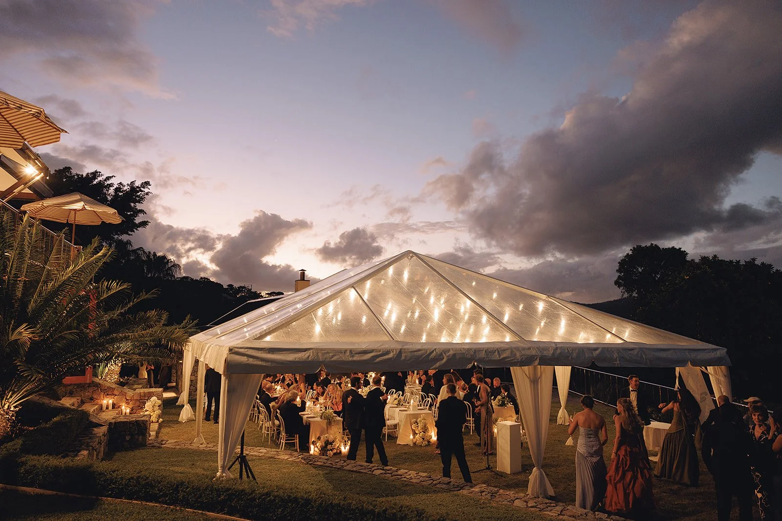160526-Meg-Jack-Hamilton-Island-wedding-photographer-oliver-hartley-713.jpg