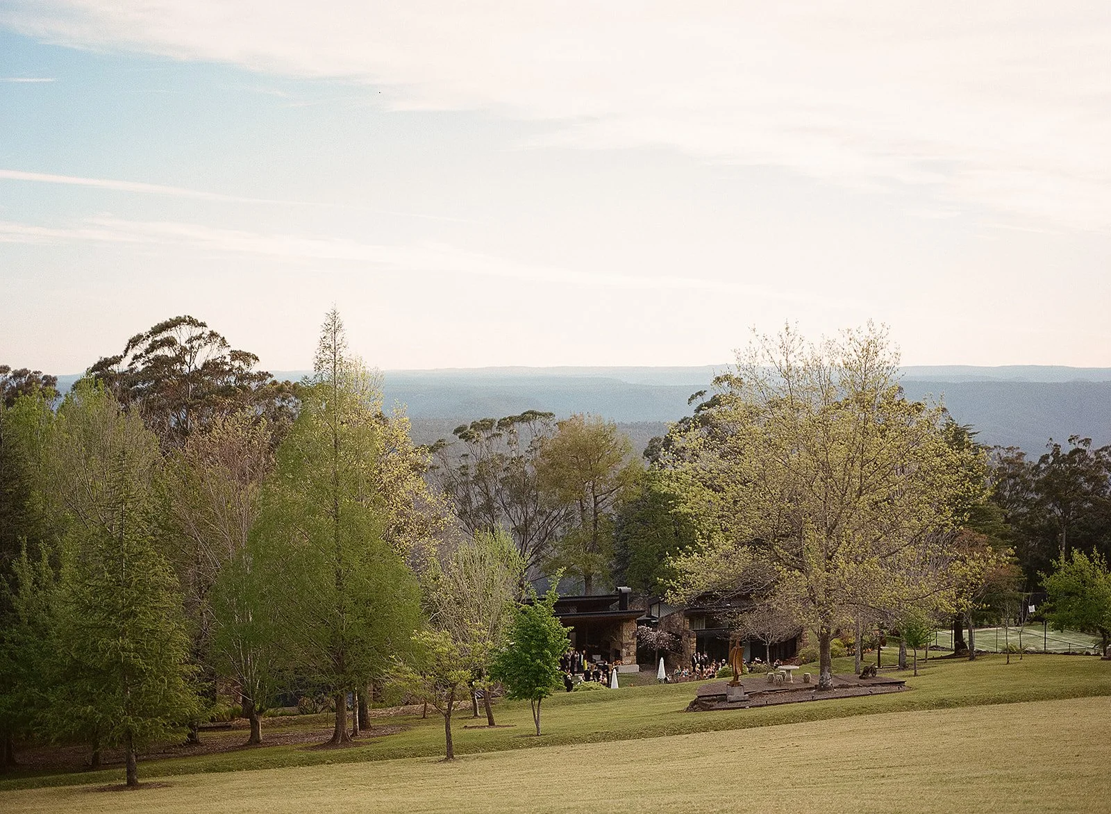 260925-film-Claudia-Tom-budgong-kangaroo-valley-wedding-photographer-oliver-hartley-71.jpg