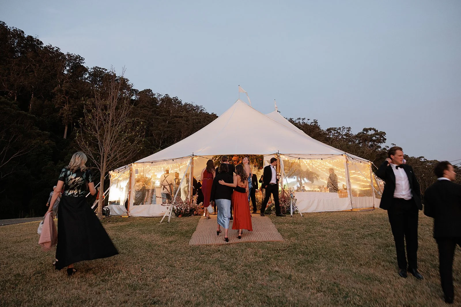 260925-Claudia-Tom-budgong-kangaroo-valley-wedding-photographer-oliver-hartley-89.jpg