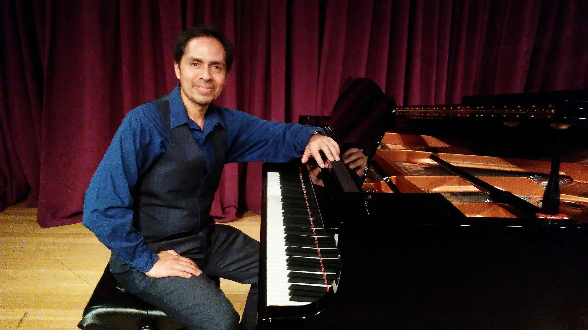 cdbv grand piano.jpg