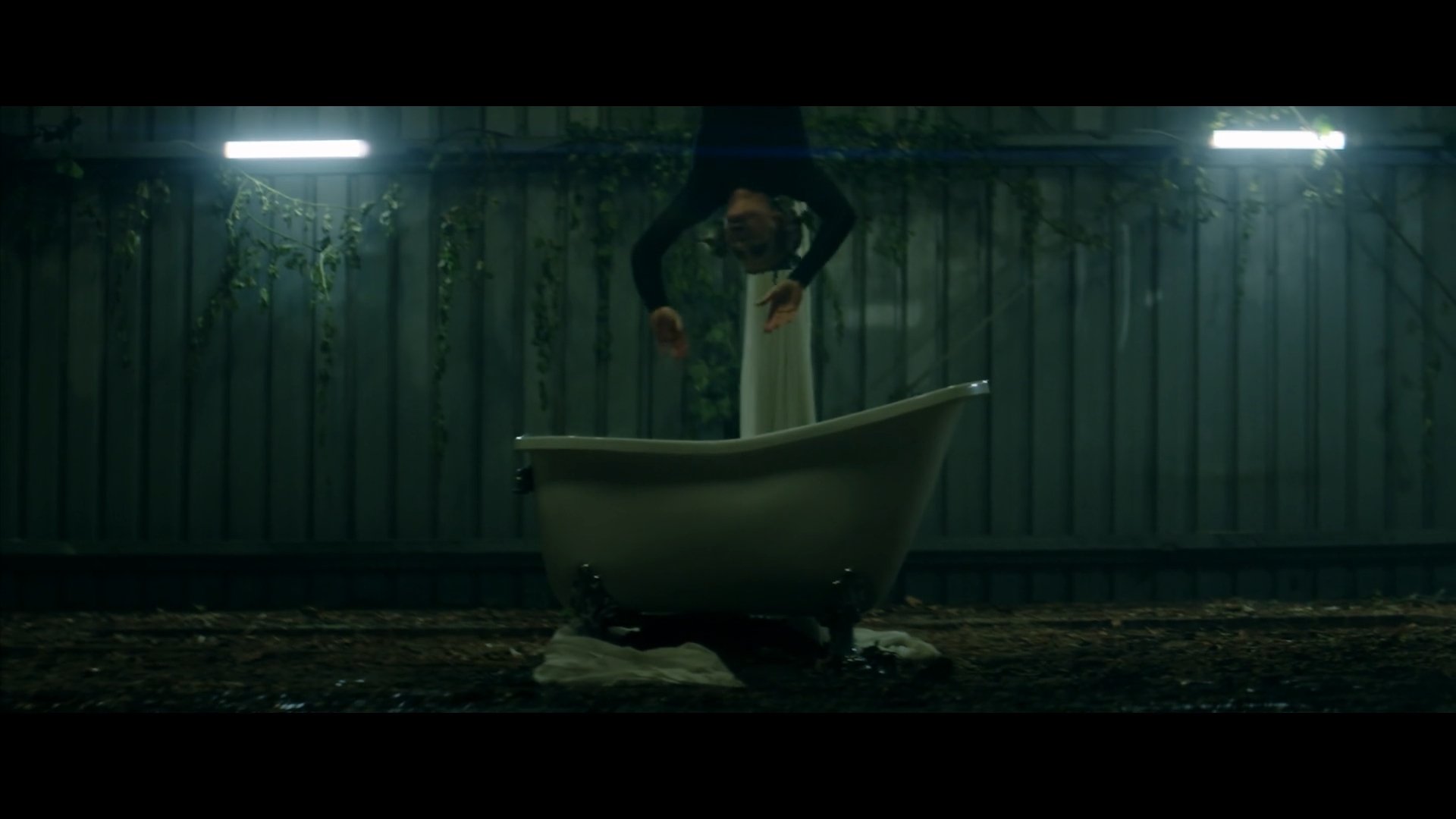 drowning_1.1.6.jpg