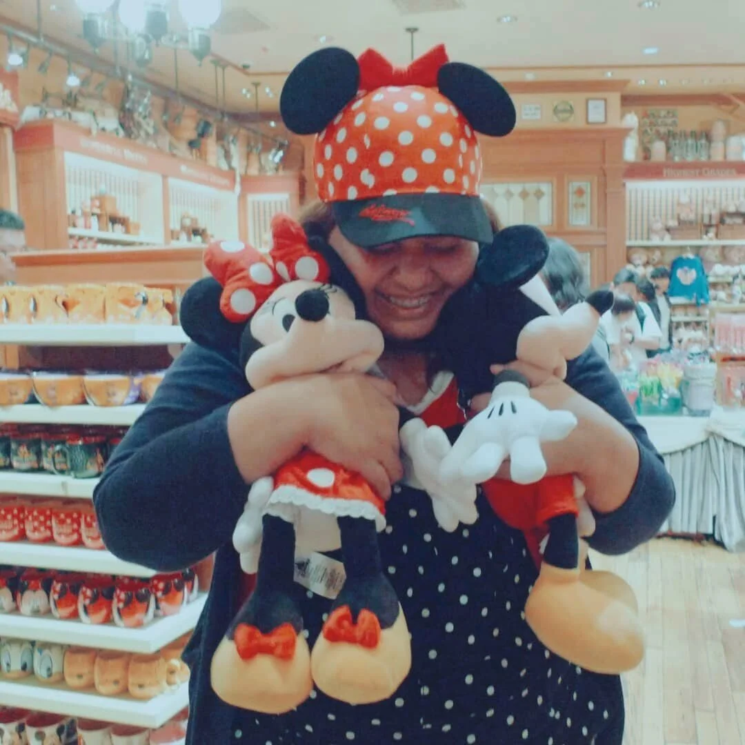 Mia in Disneyland Hong Kong