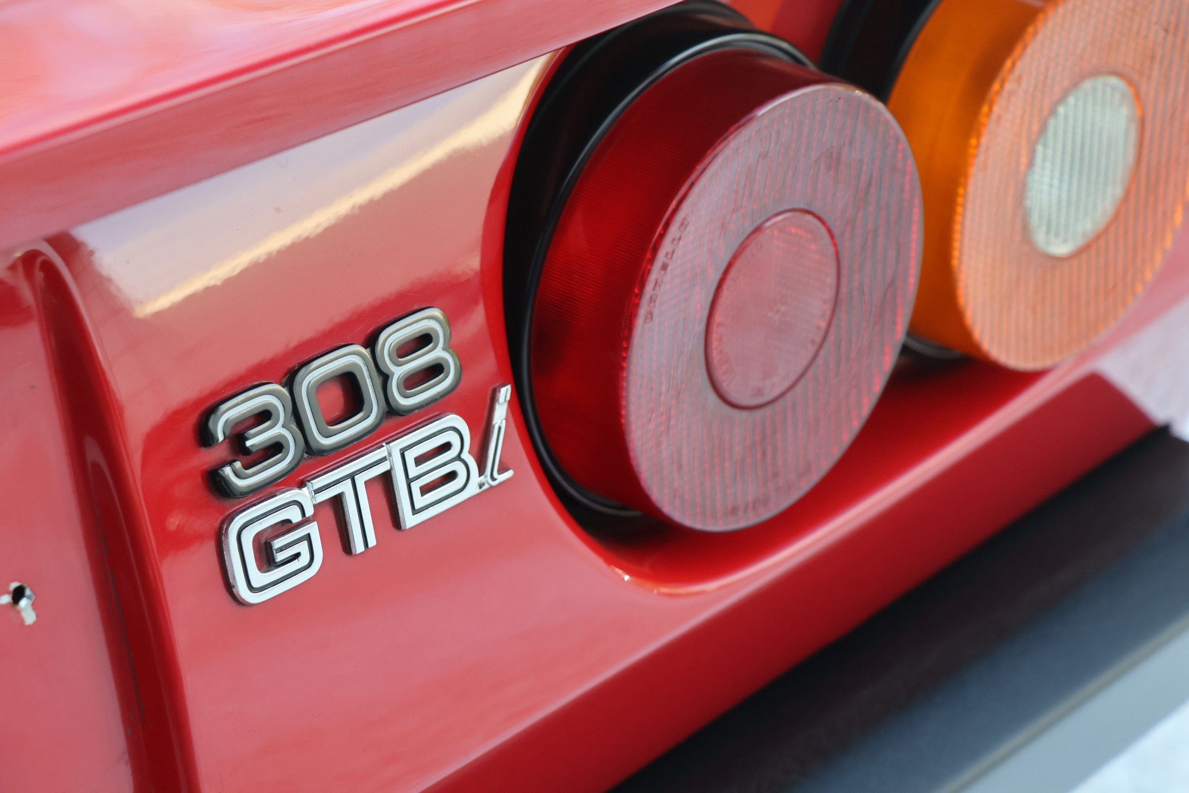 Ferrari 308 GTBi (6).JPG