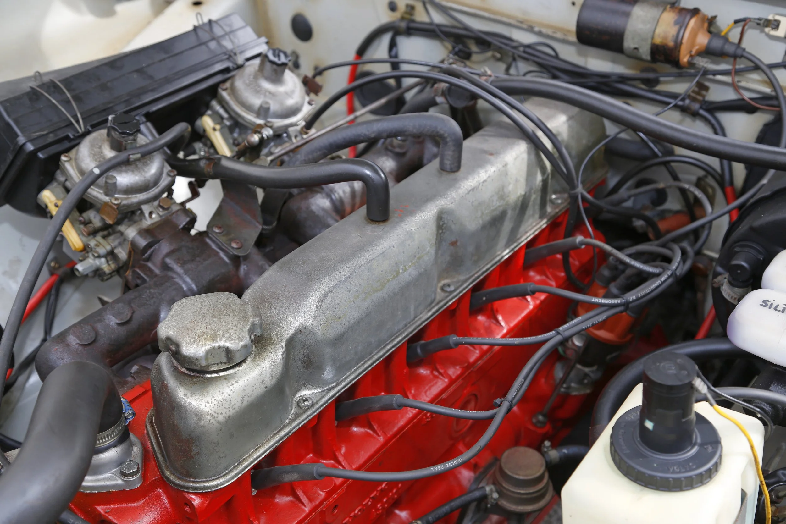 Volvo 164 (45).JPG