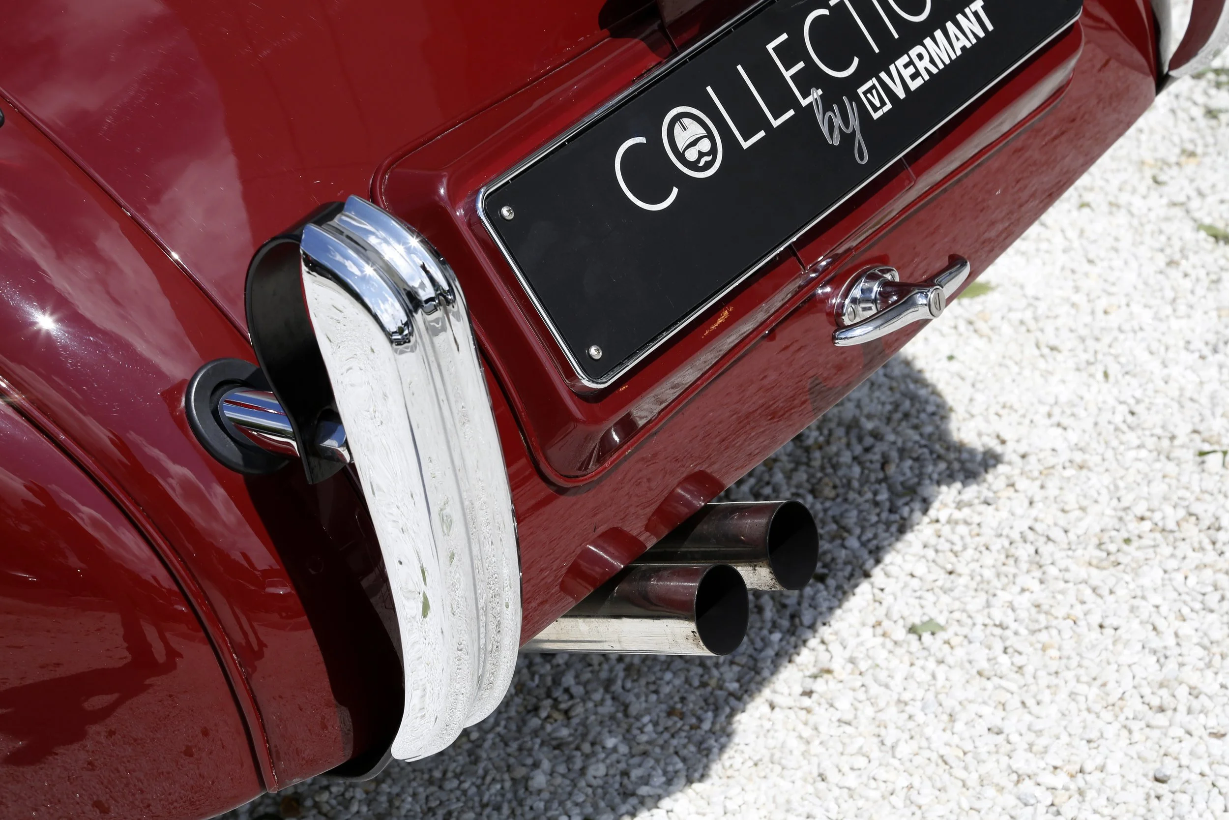 Jaguar XK120 DHC (28).JPG