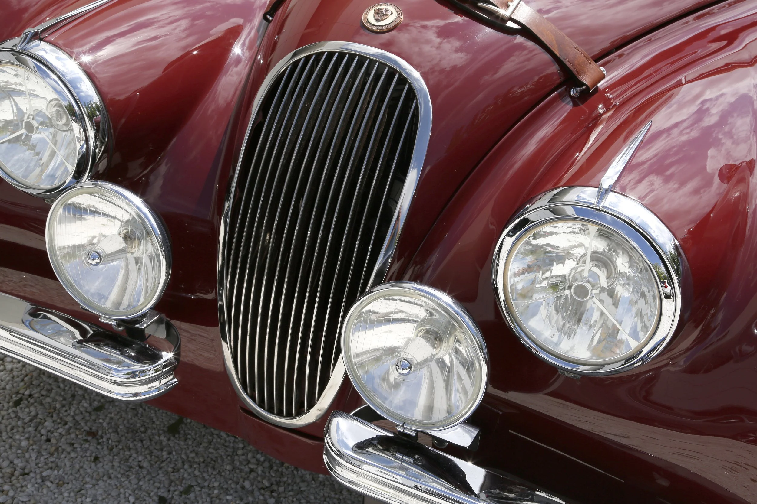 Jaguar XK120 DHC (29).JPG