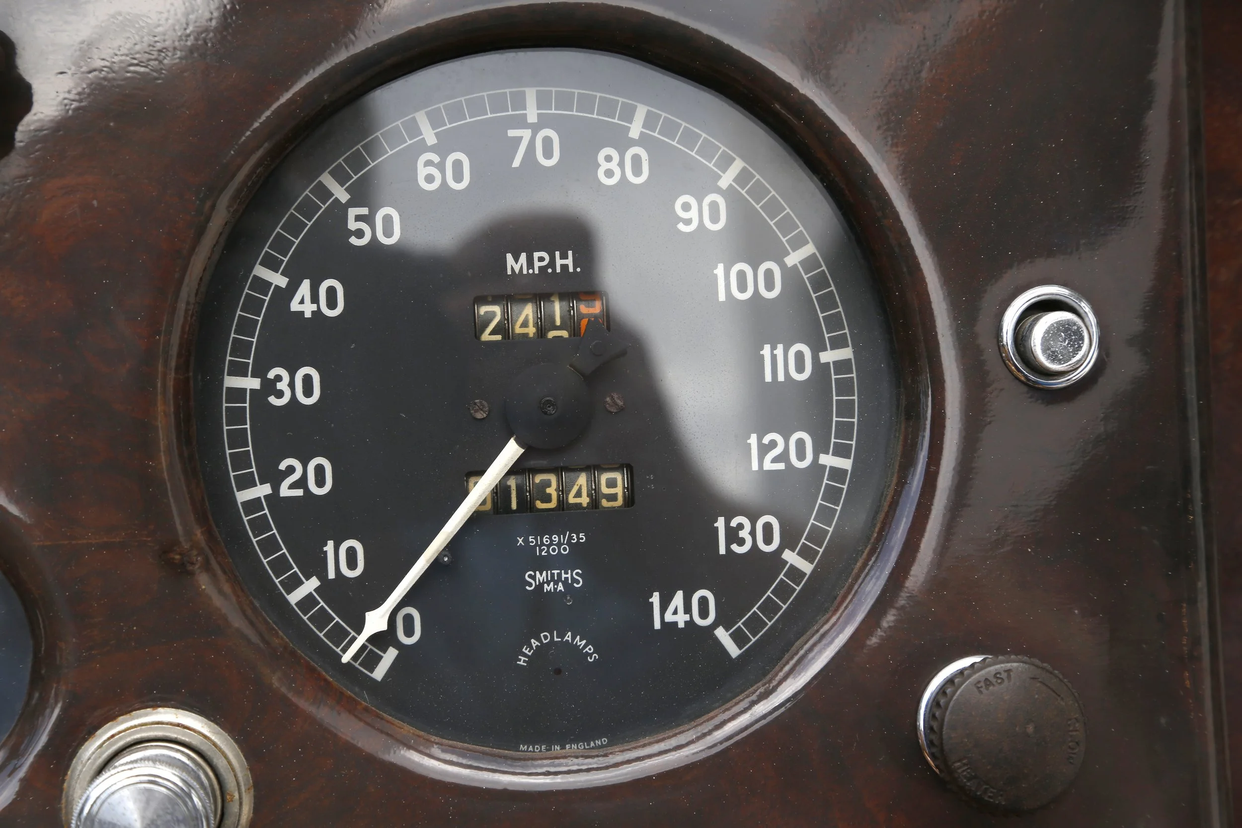 Jaguar XK120 DHC (40).JPG