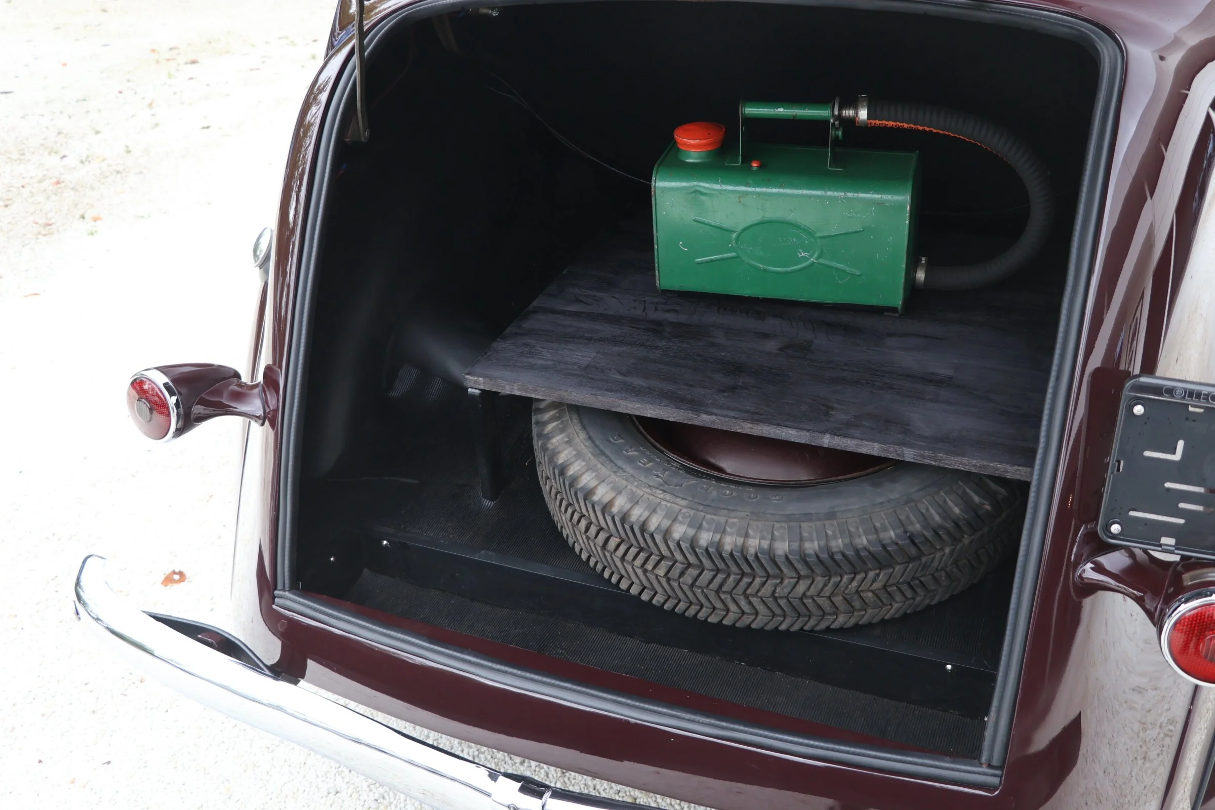 Volvo PV56 (79).JPG