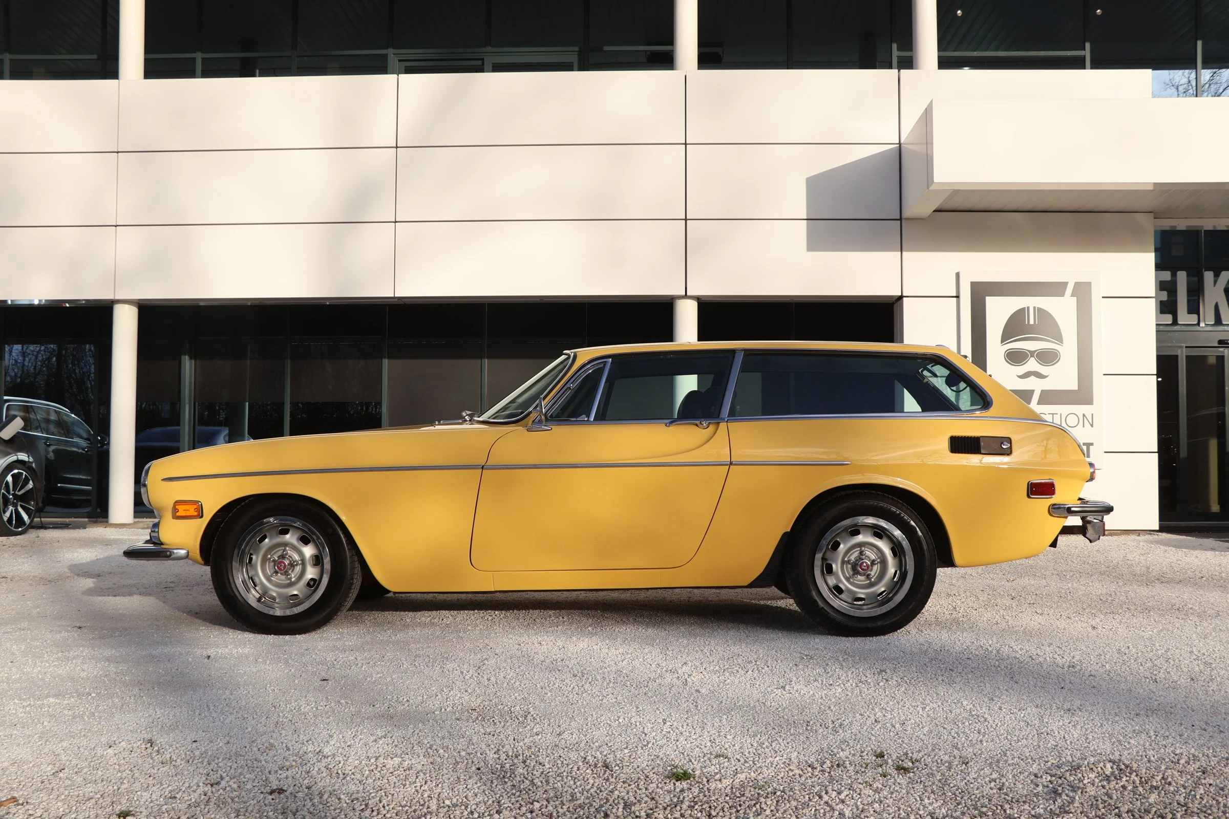 Volvo P1800 ES (12).JPG