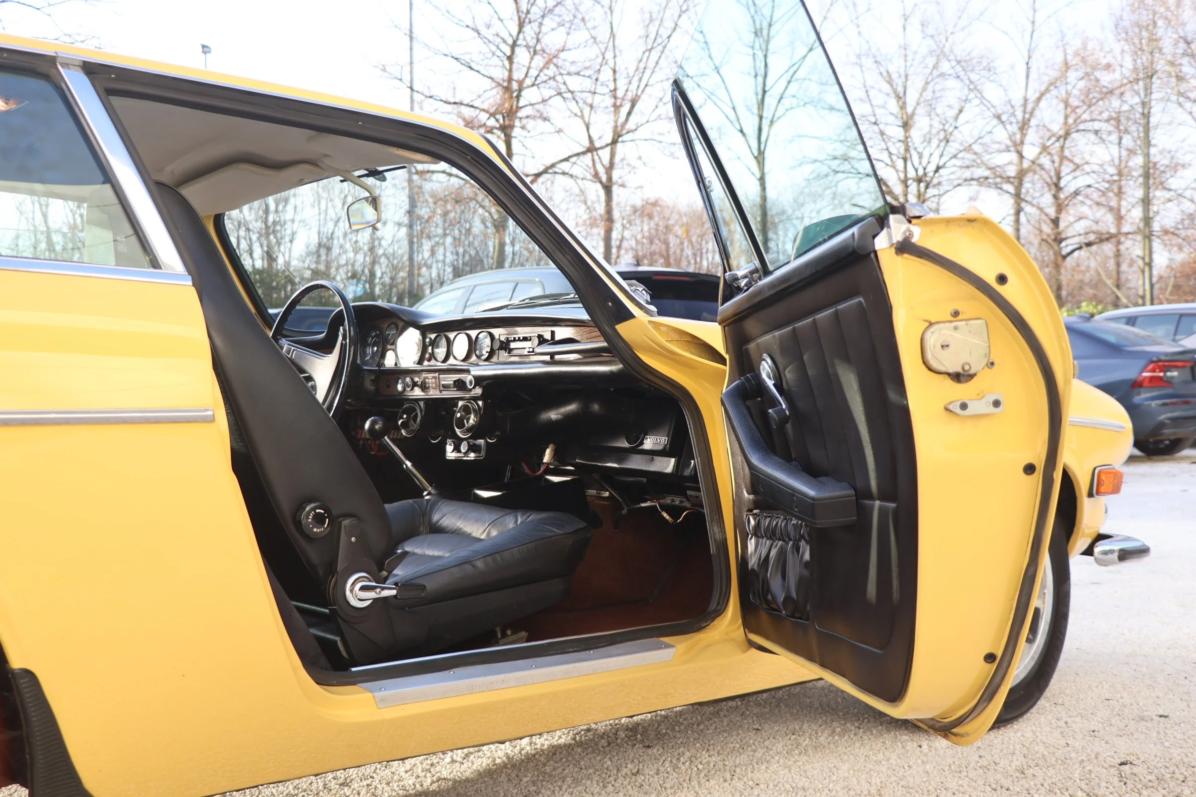 Volvo P1800 ES (53).JPG