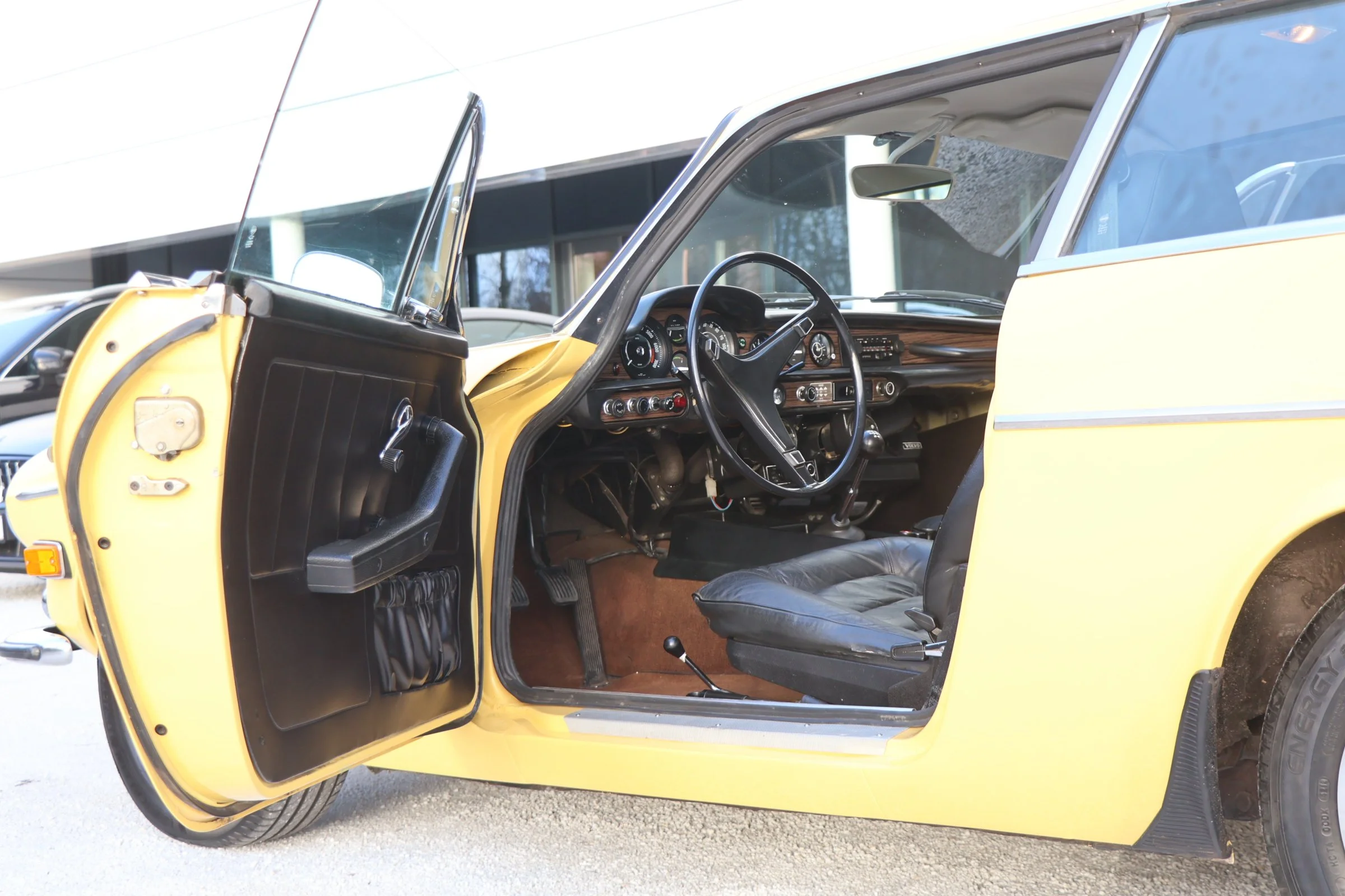 Volvo P1800 ES (54).JPG