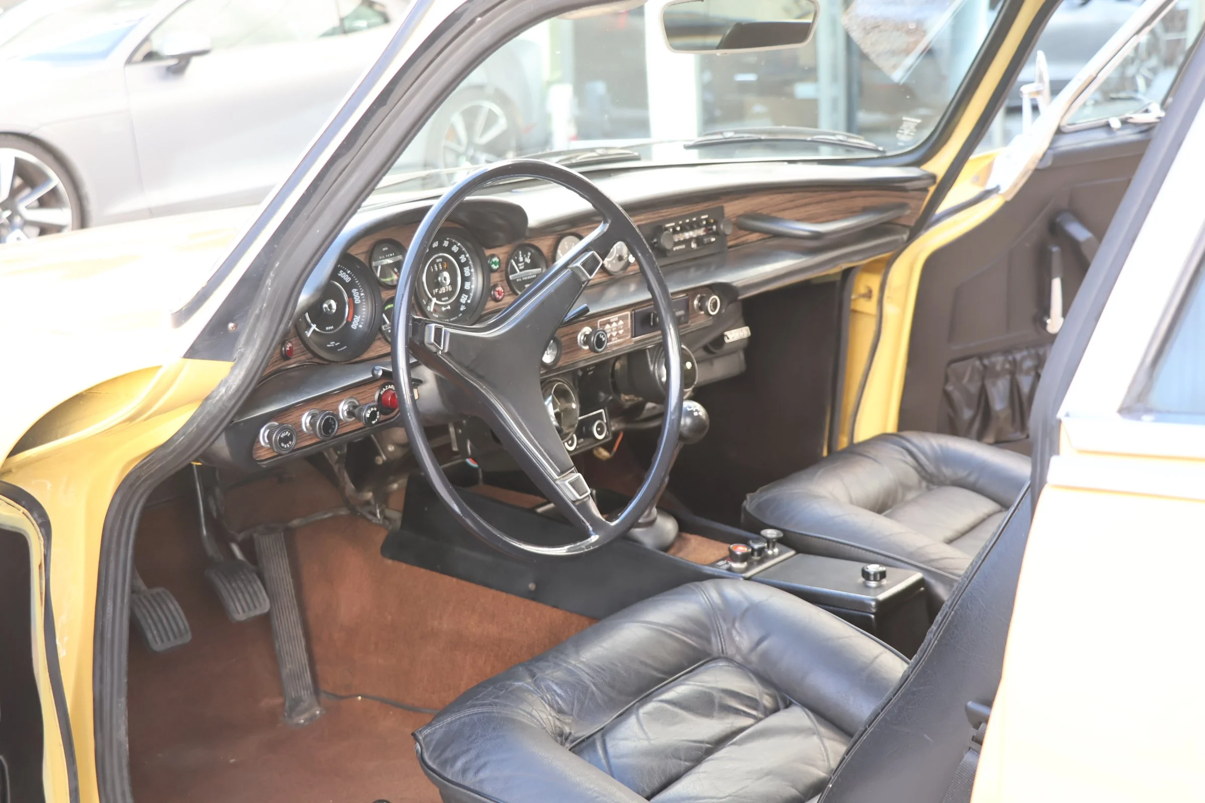 Volvo P1800 ES (56).JPG