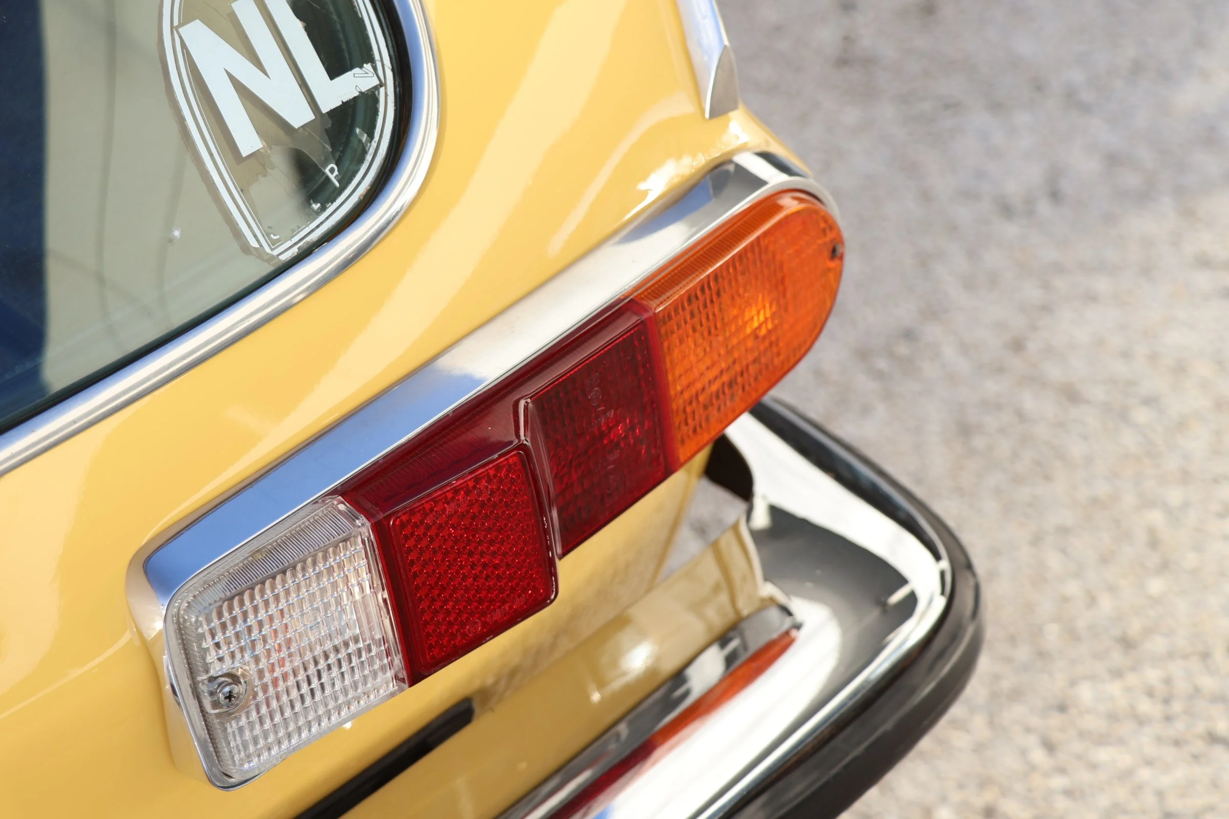 Volvo P1800 ES (49).JPG
