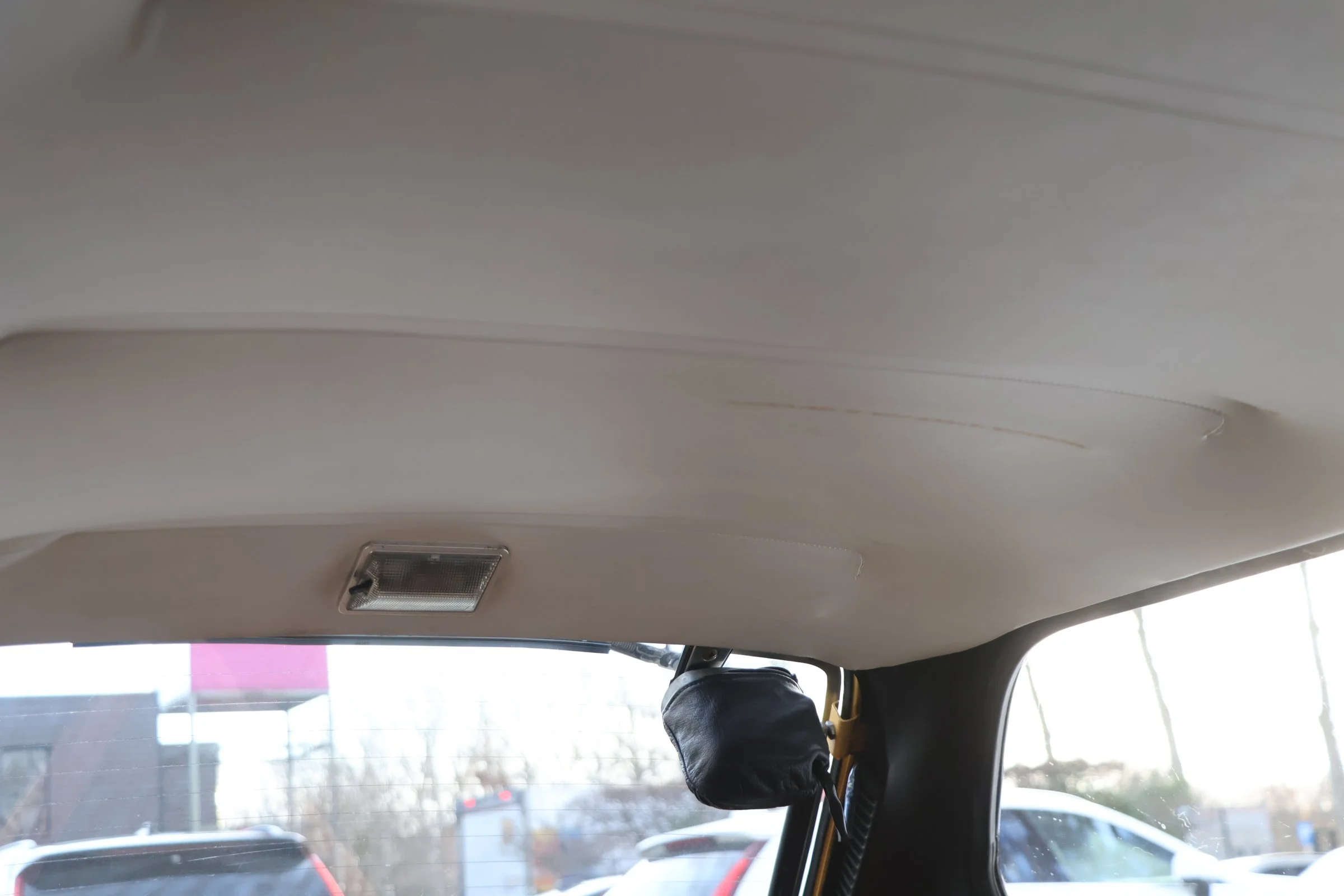 Volvo P1800 ES (76).JPG