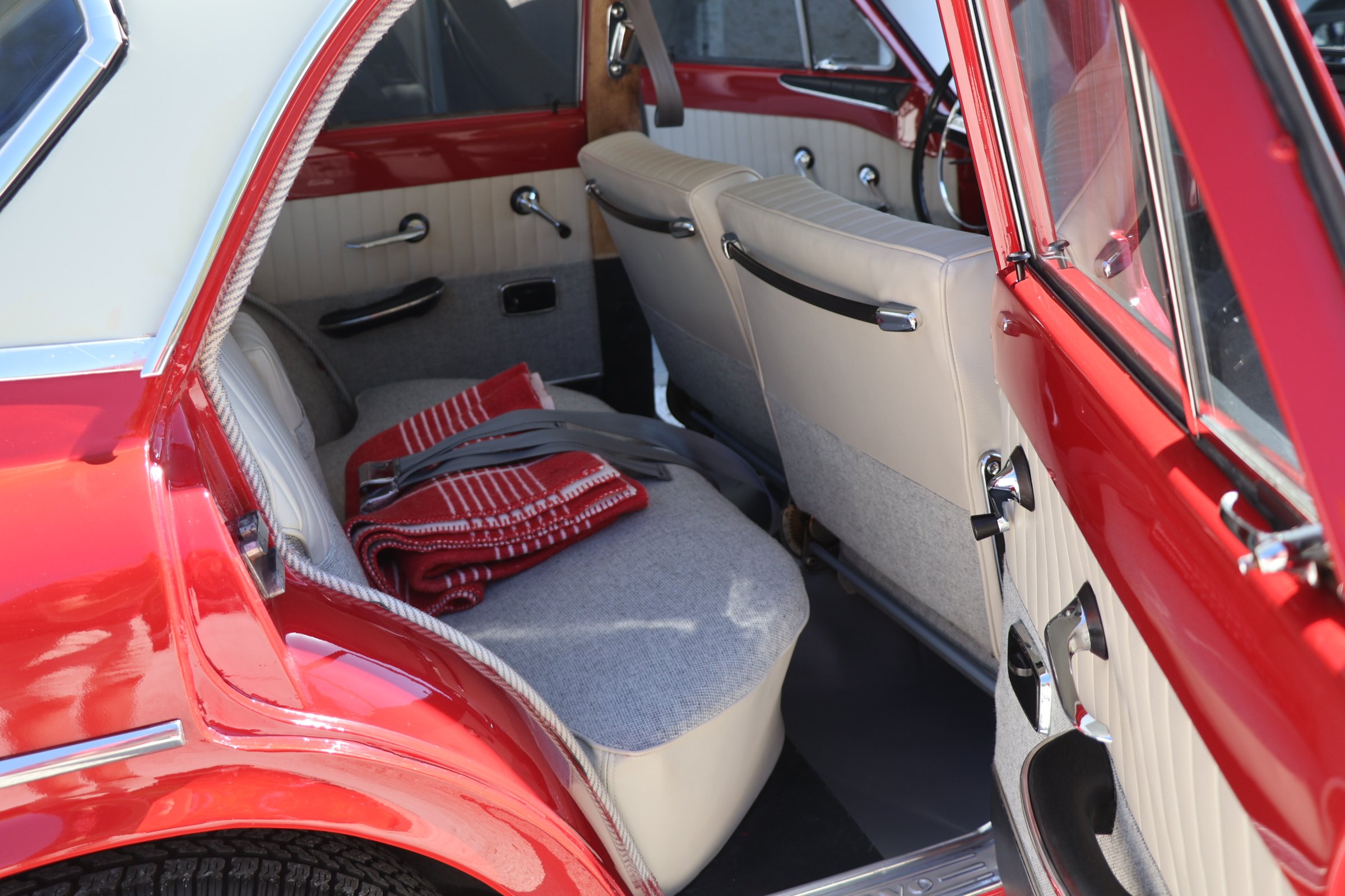 Volvo Amazon S (53).JPG