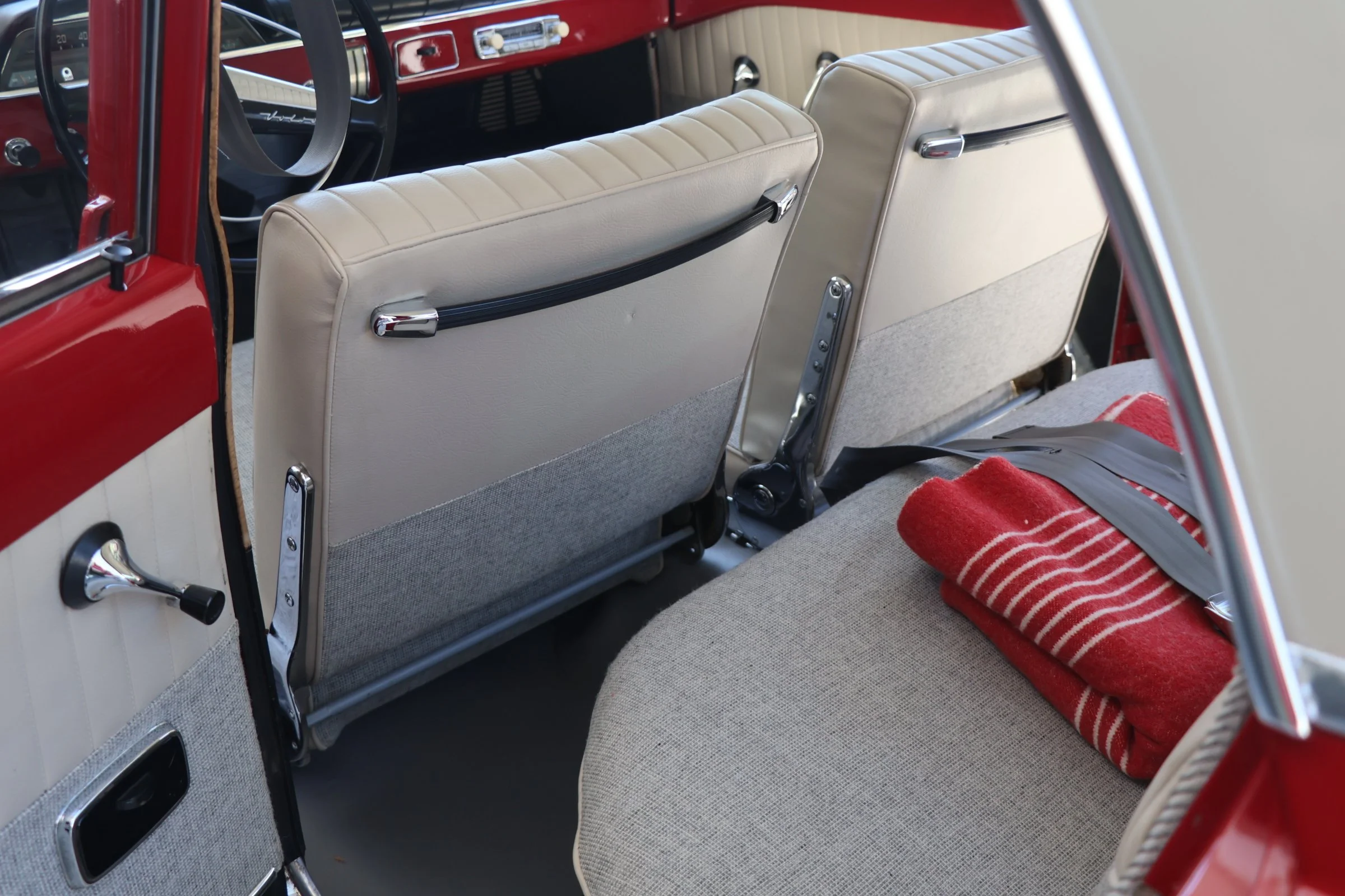 Volvo Amazon S (86).JPG