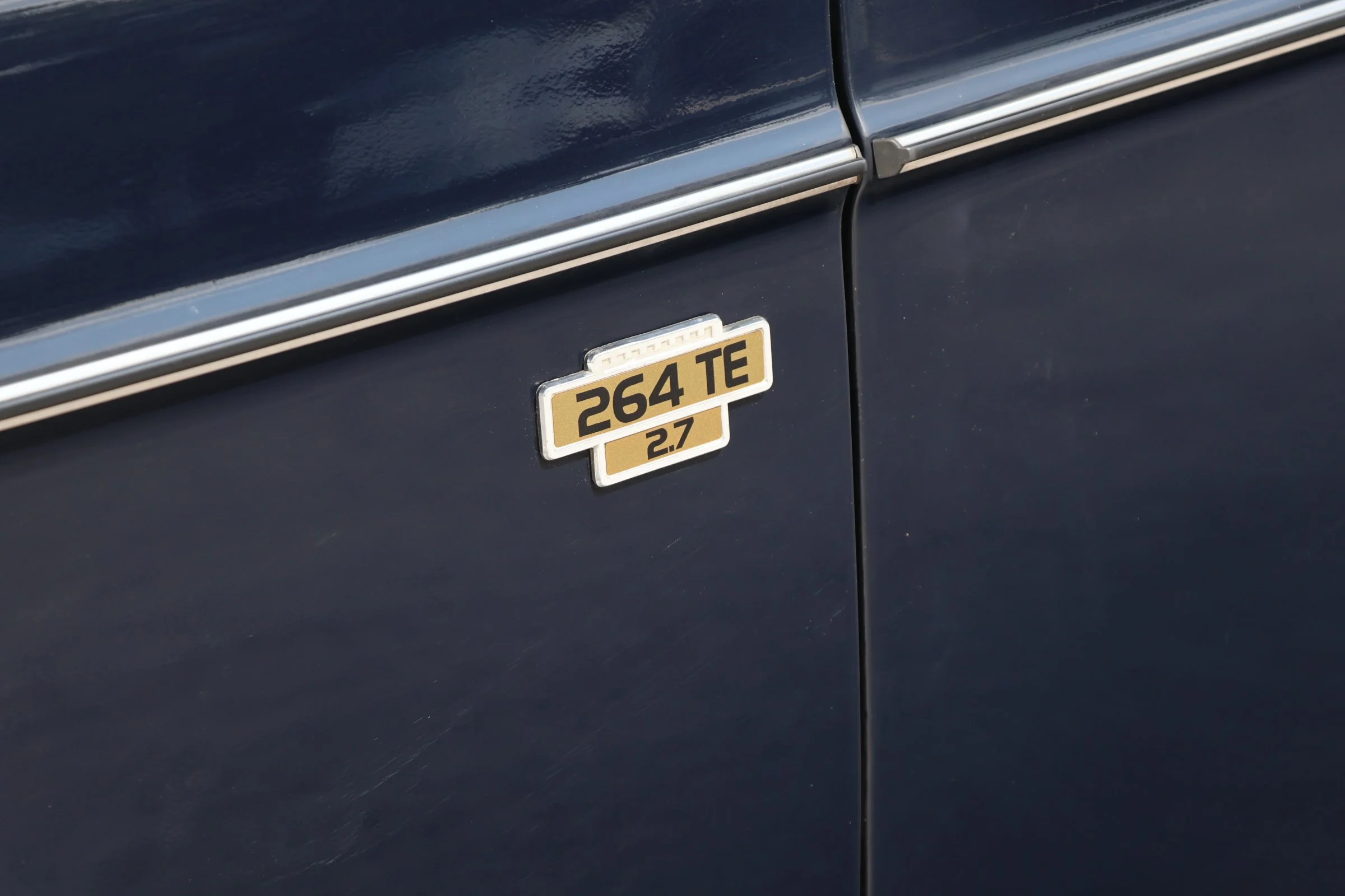 Volvo 264 TE (15).JPG