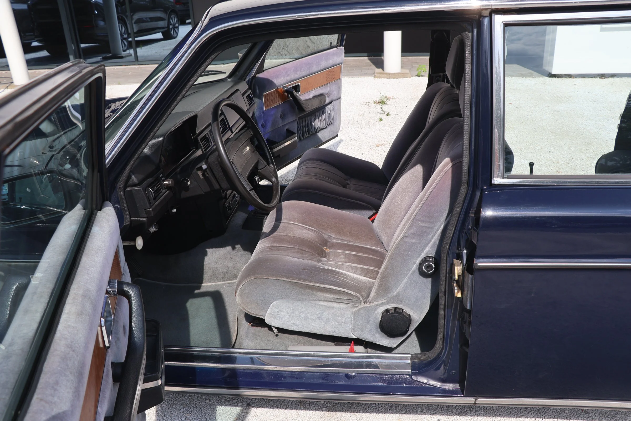 Volvo 264 TE (37).JPG