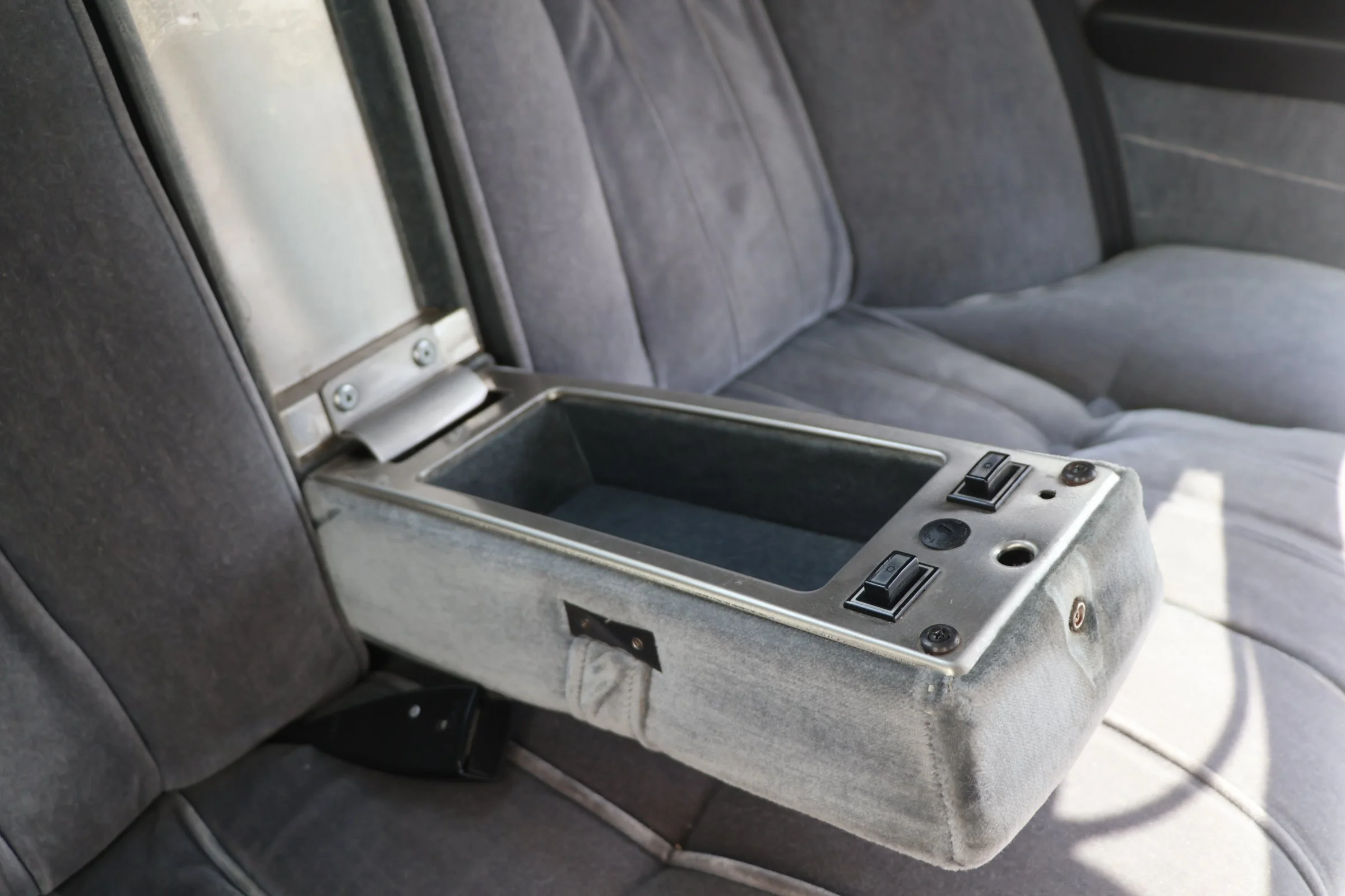 Volvo 264 TE (68).JPG