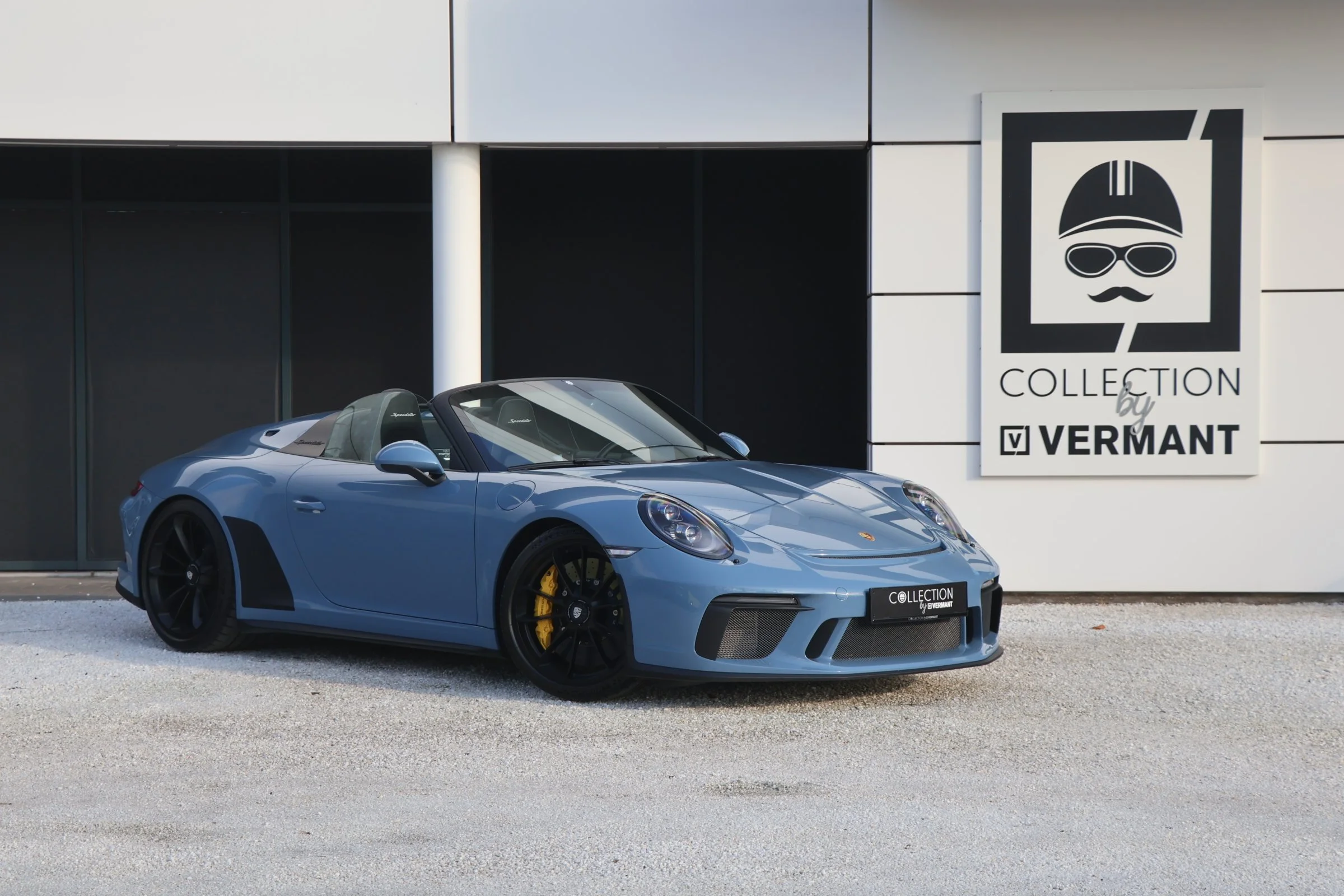 Porsche 991 Speedster Aetna Blue (1).JPG