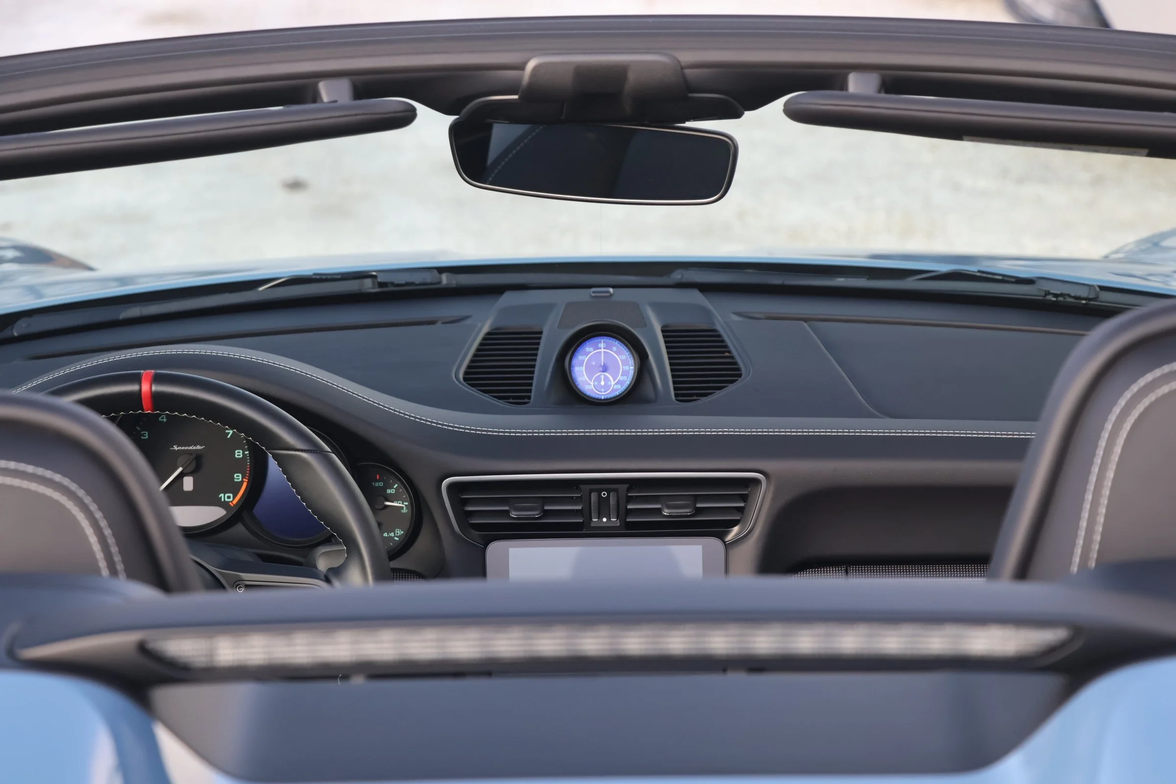 Porsche 991 Speedster Aetna Blue (42).JPG