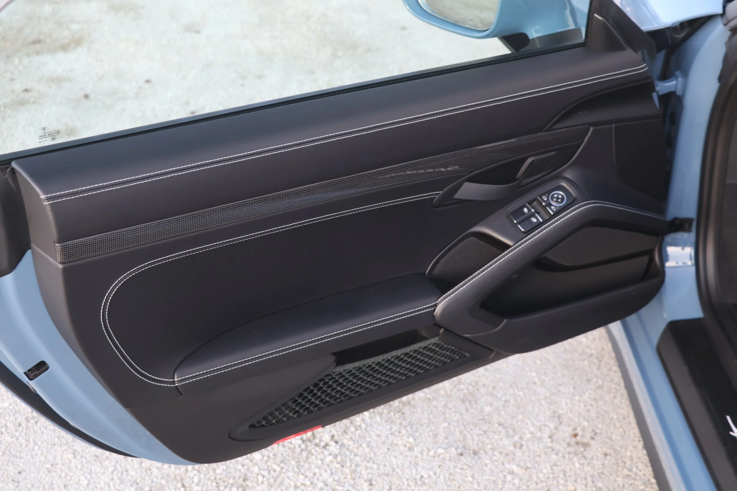 Porsche 991 Speedster Aetna Blue (50).JPG