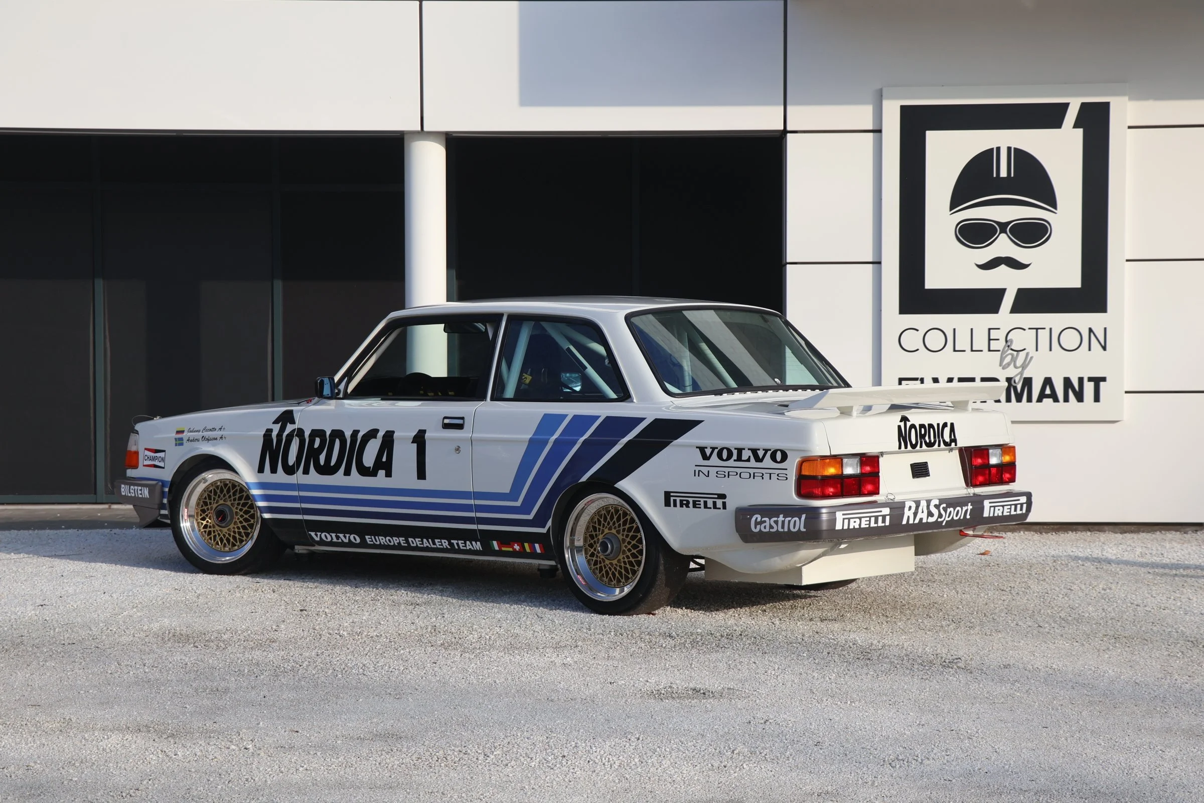 Volvo 240 Turbo Group A (3).JPG