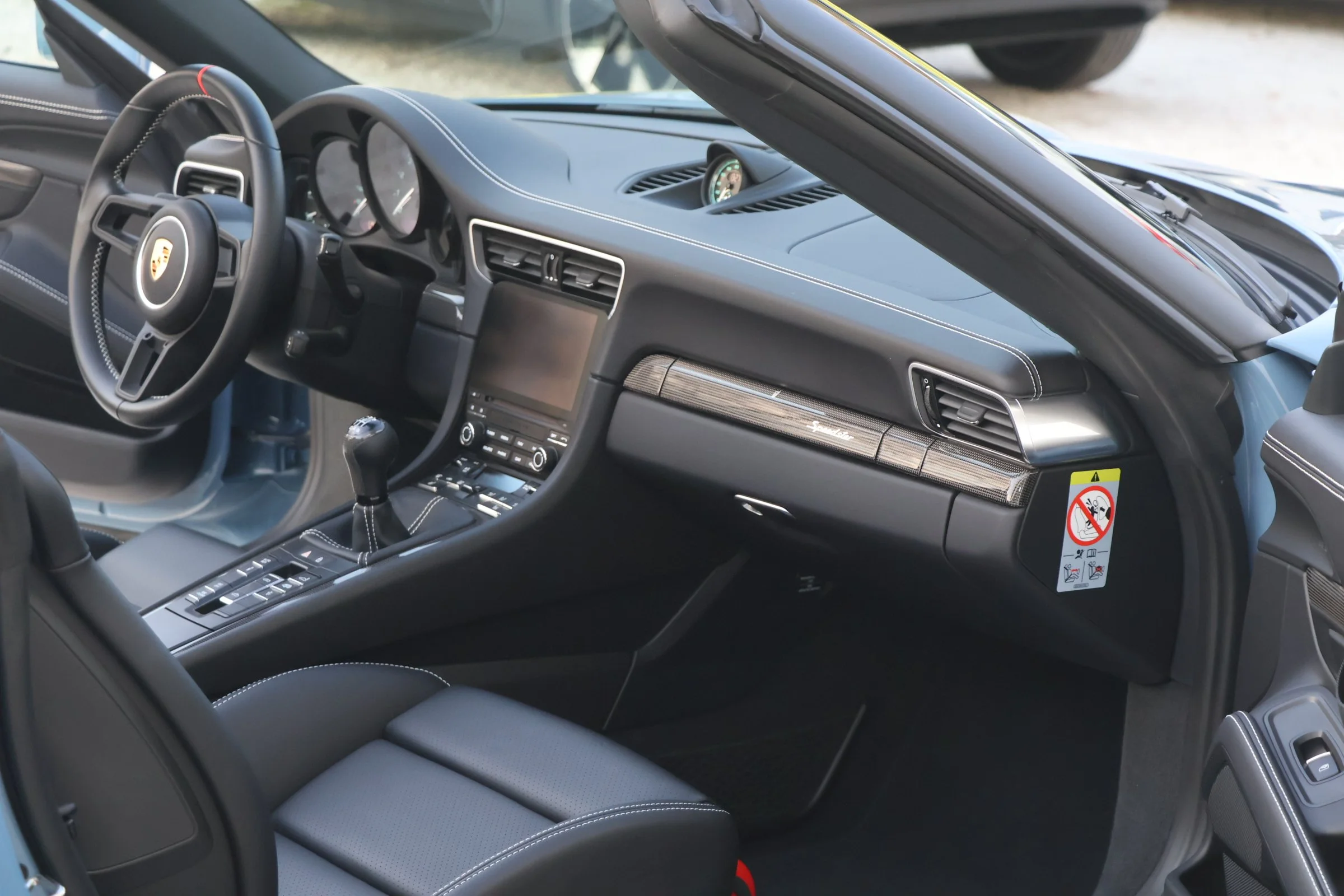 Porsche 991 Speedster Aetna Blue (58).JPG