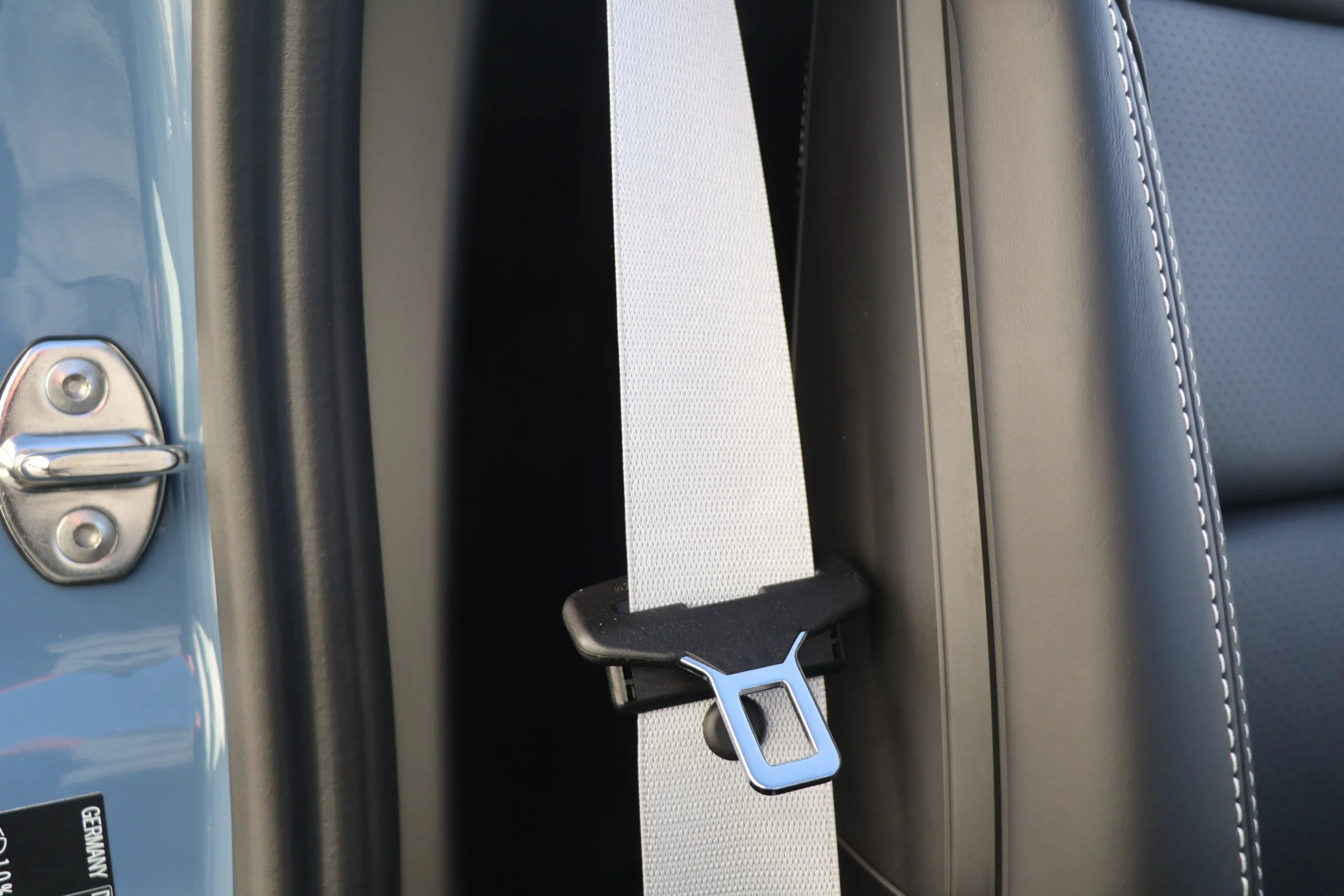 Porsche 991 Speedster Aetna Blue (80).JPG