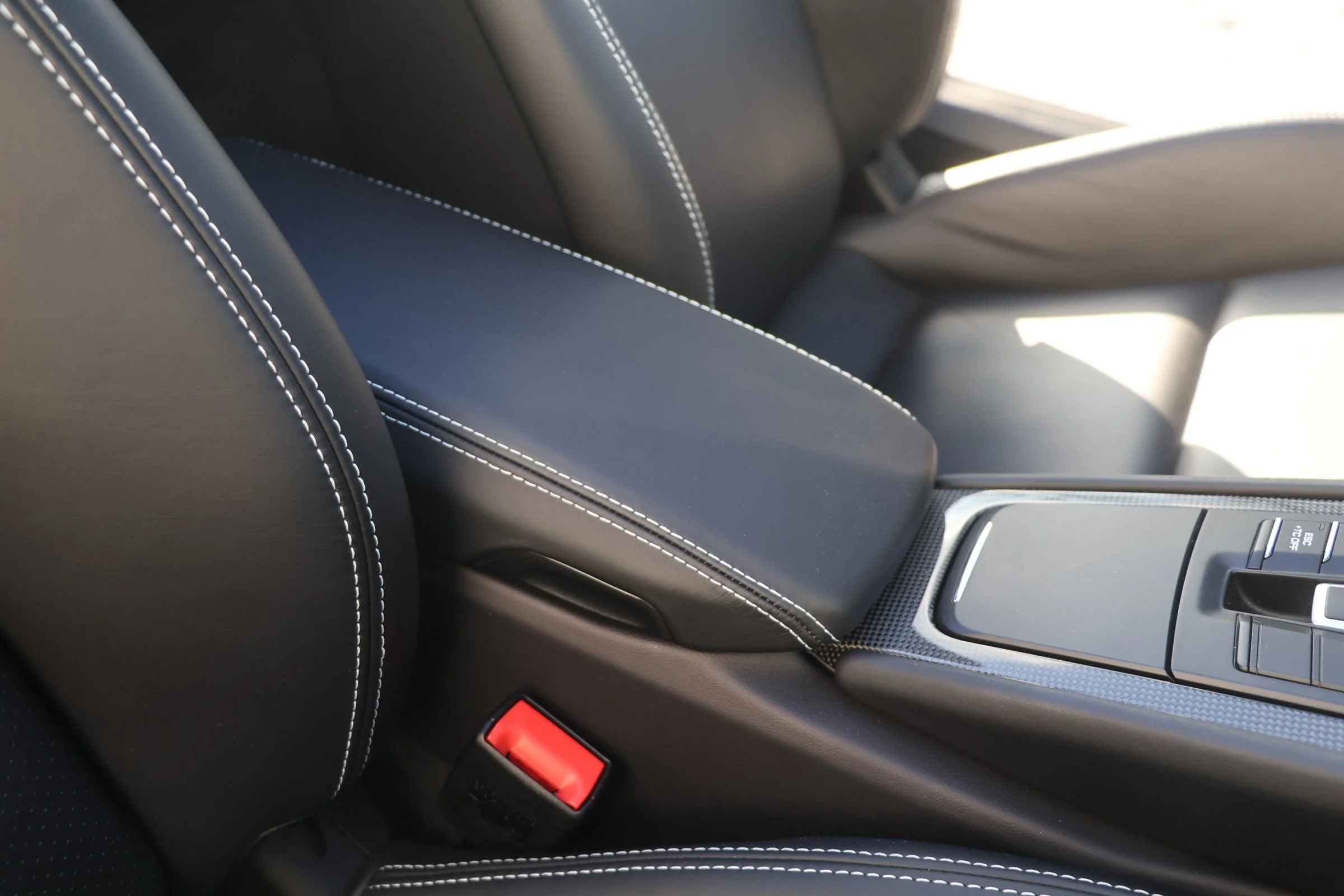 Porsche 991 Speedster Aetna Blue (78).JPG