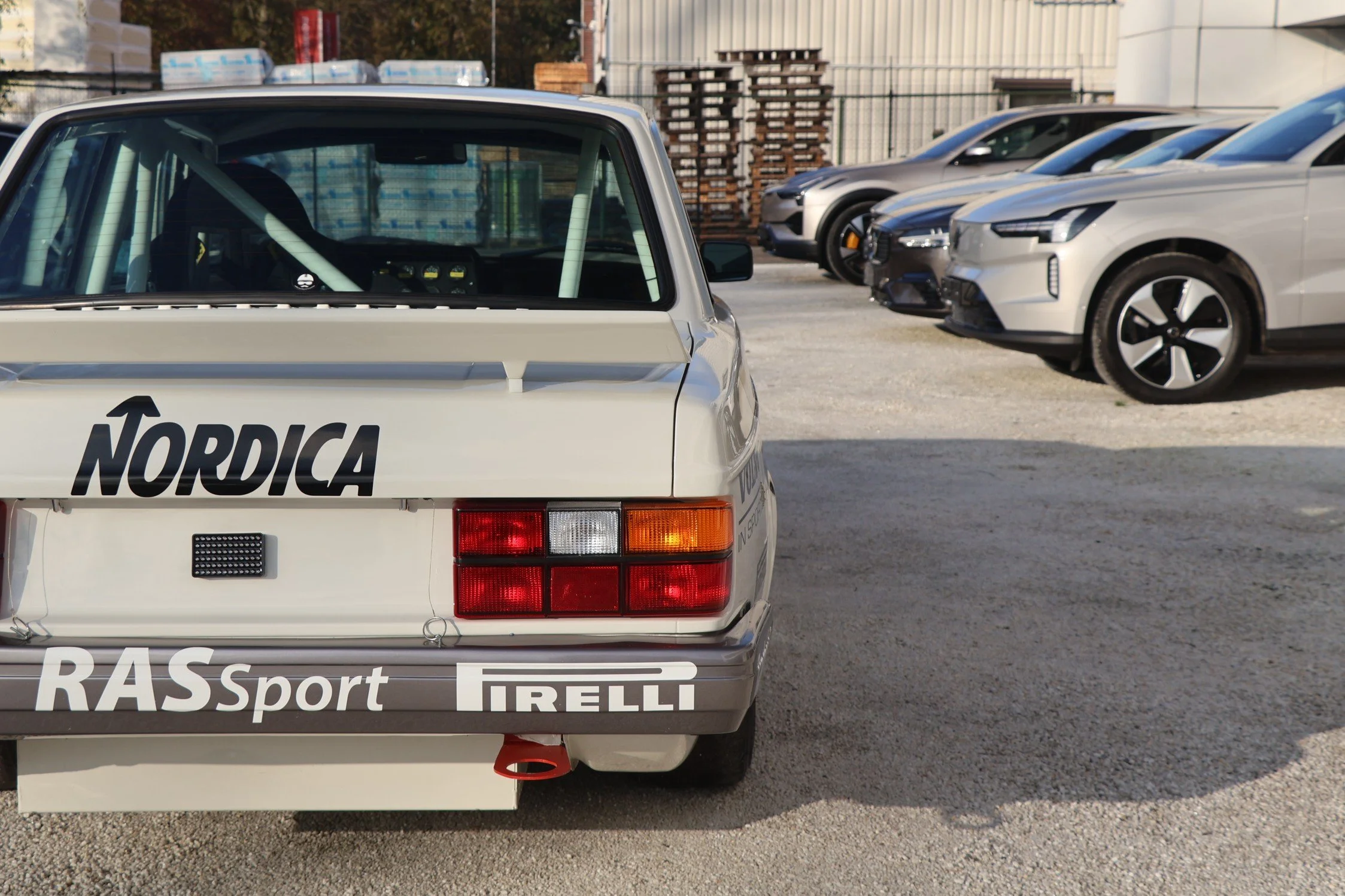 Volvo 240 Turbo Group A (22).JPG