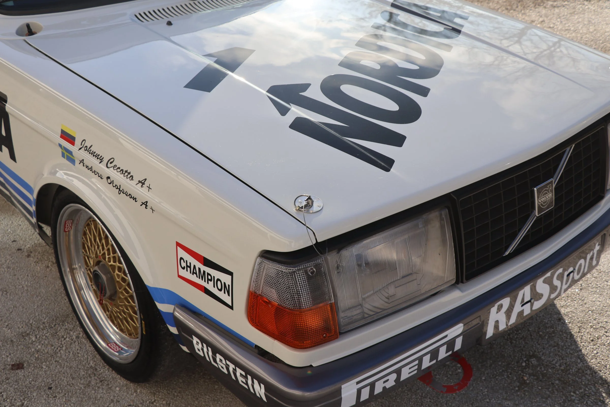 Volvo 240 Turbo Group A (27).JPG