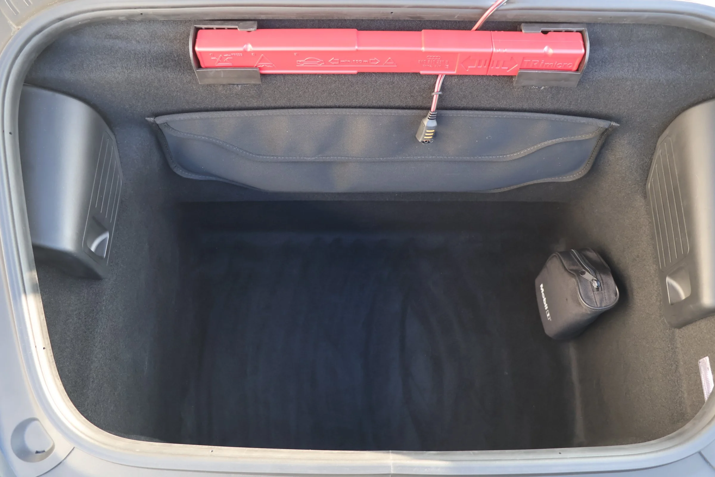 Porsche 991 Speedster Aetna Blue (96).JPG