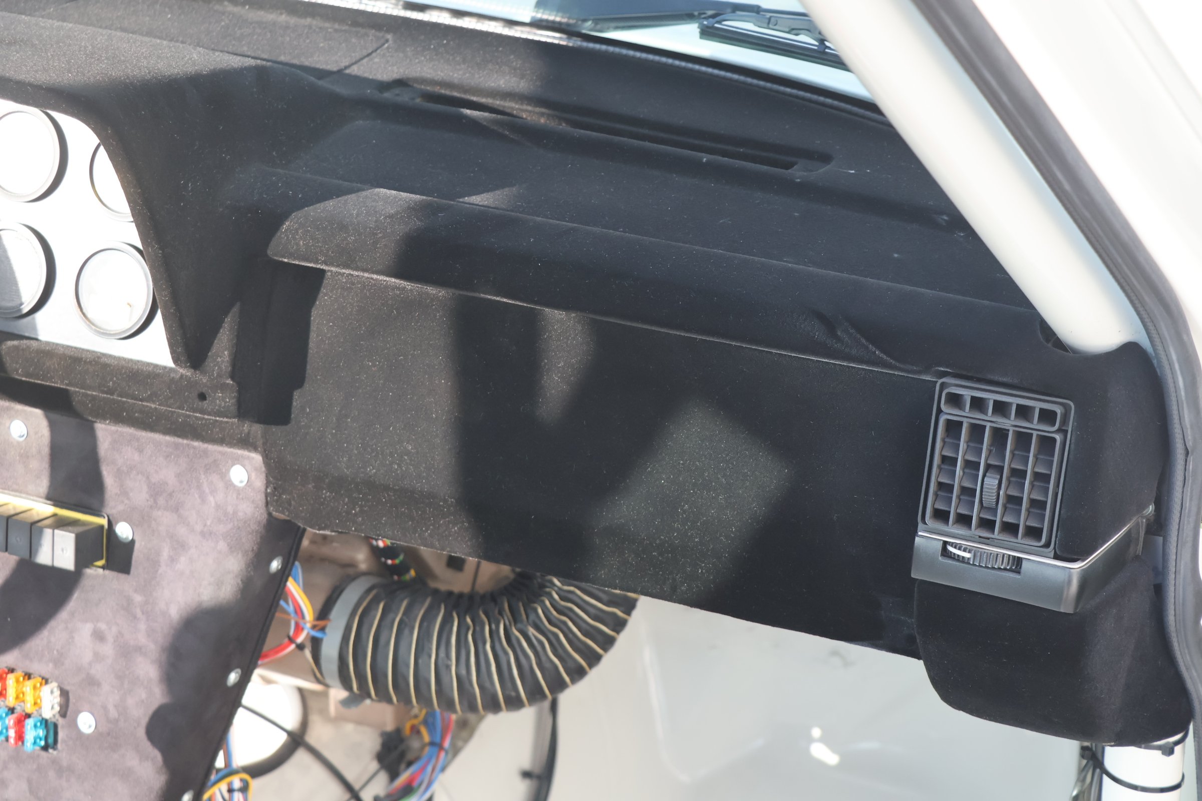 Volvo 240 Turbo Group A (60).JPG