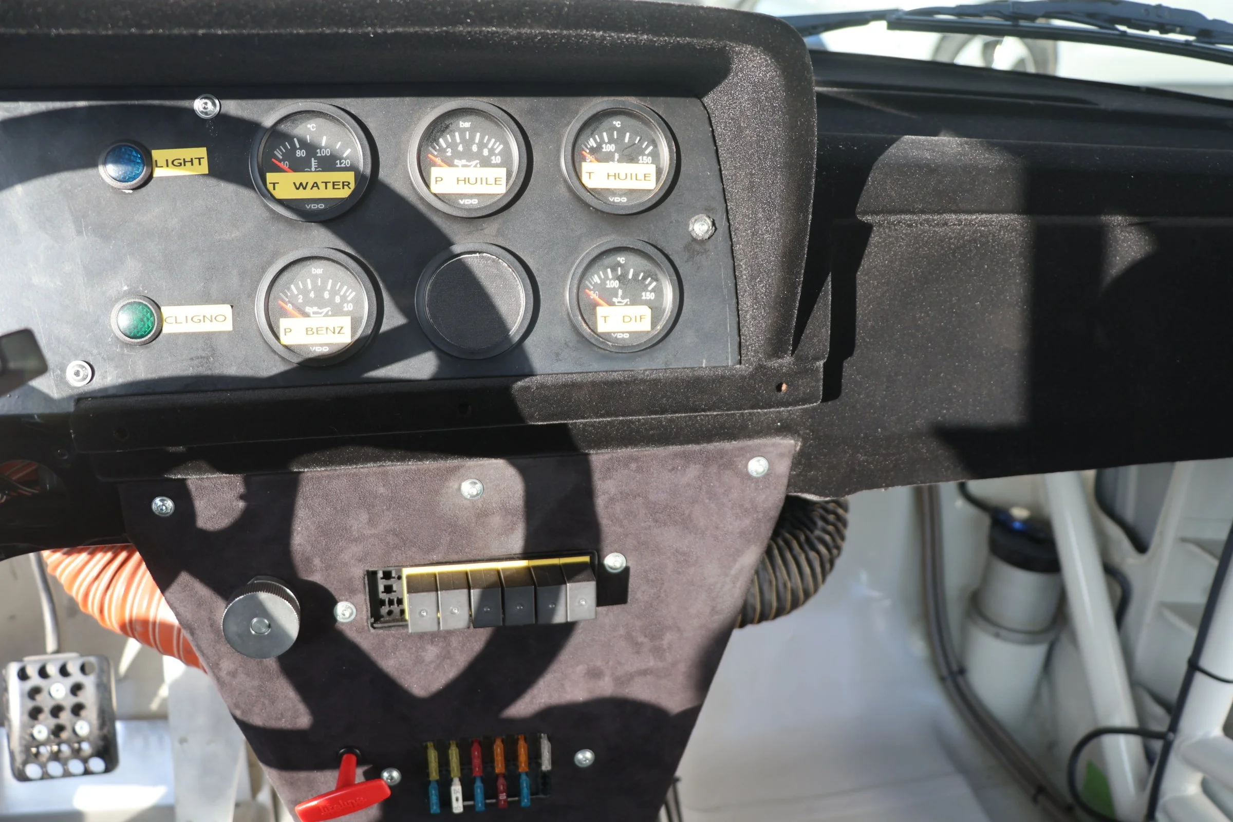 Volvo 240 Turbo Group A (71).JPG