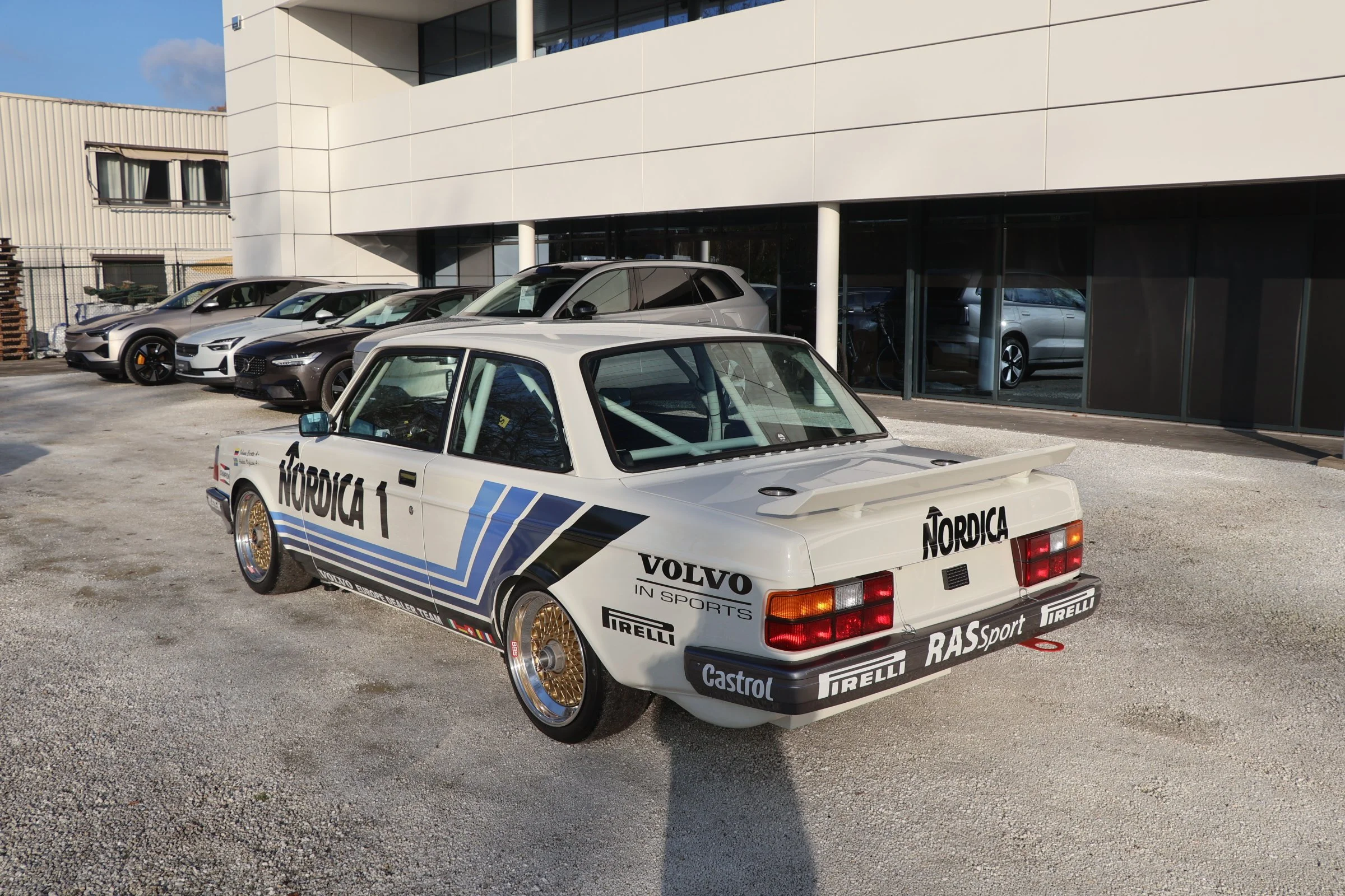 Volvo 240 Turbo Group A (8).JPG