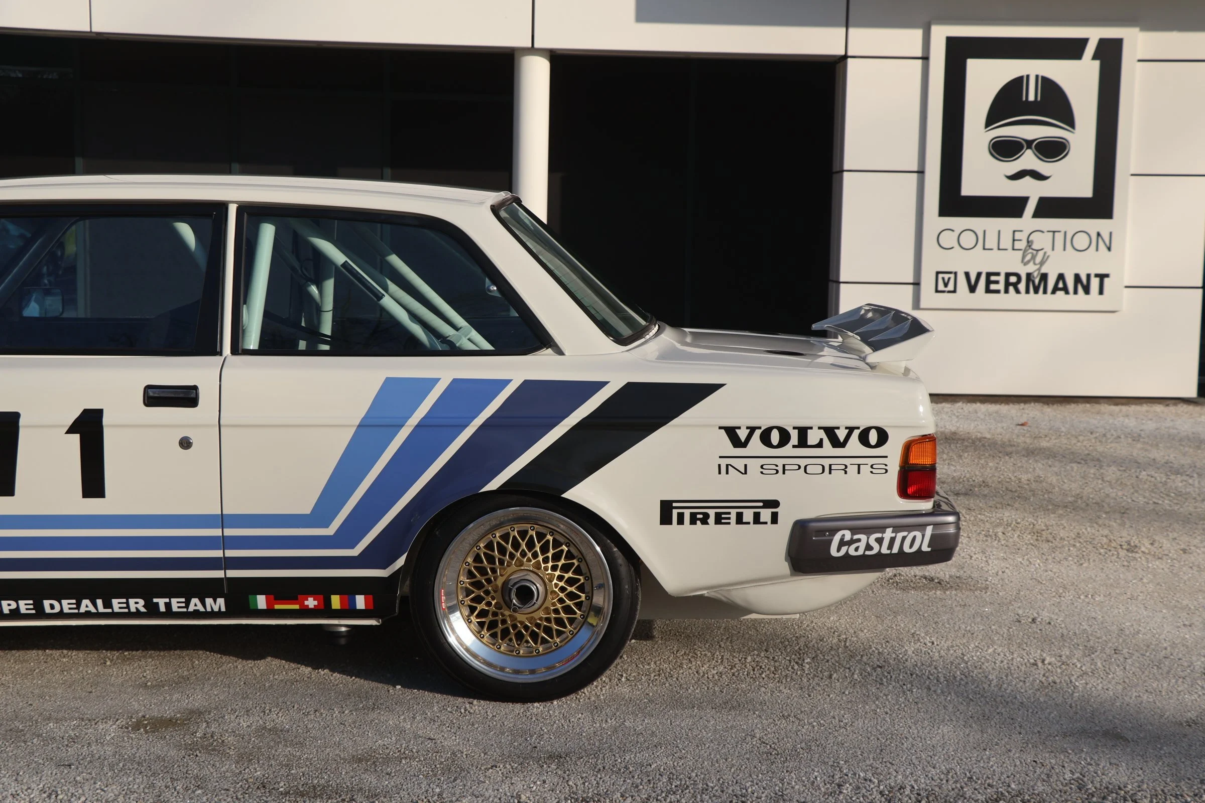Volvo 240 Turbo Group A (24).JPG