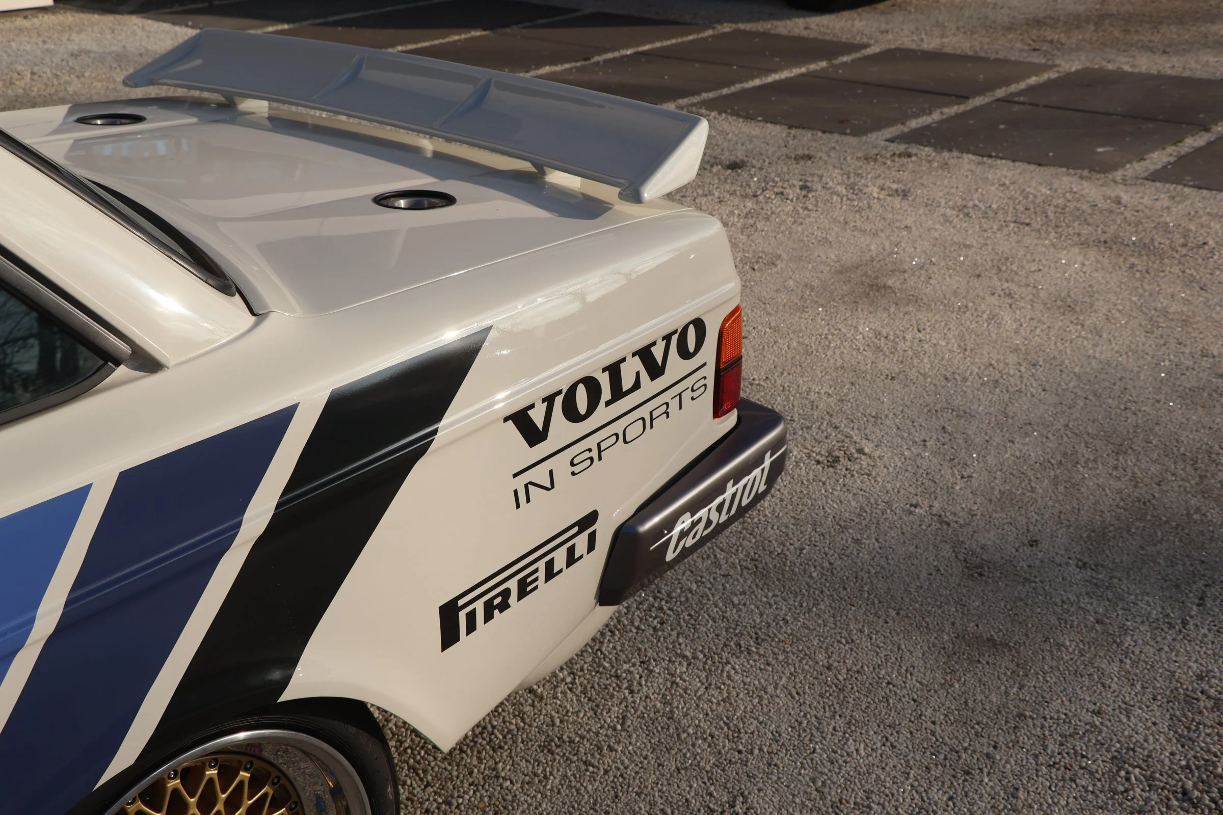 Volvo 240 Turbo Group A (31).JPG